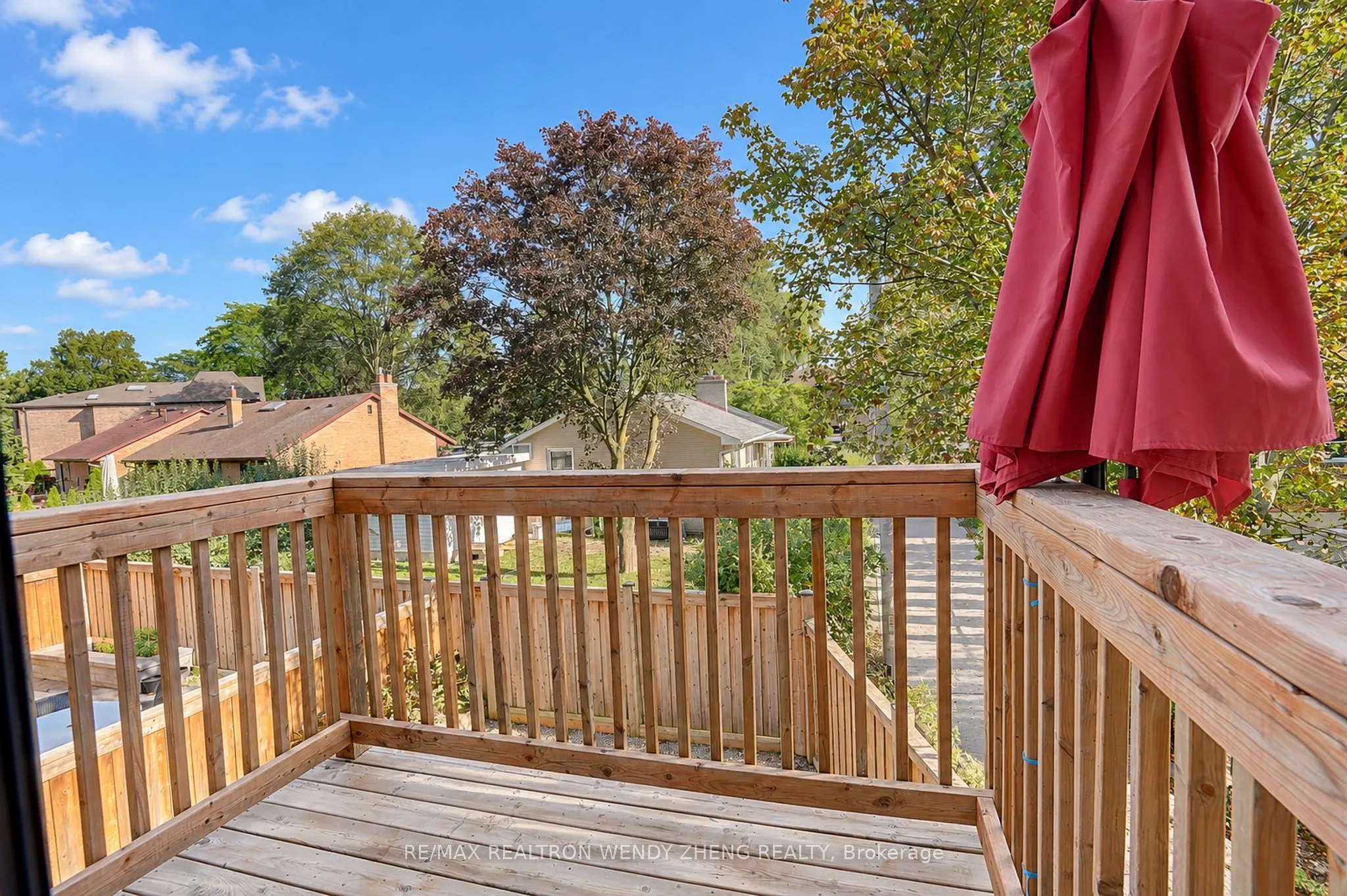 11 Hollyhock Court