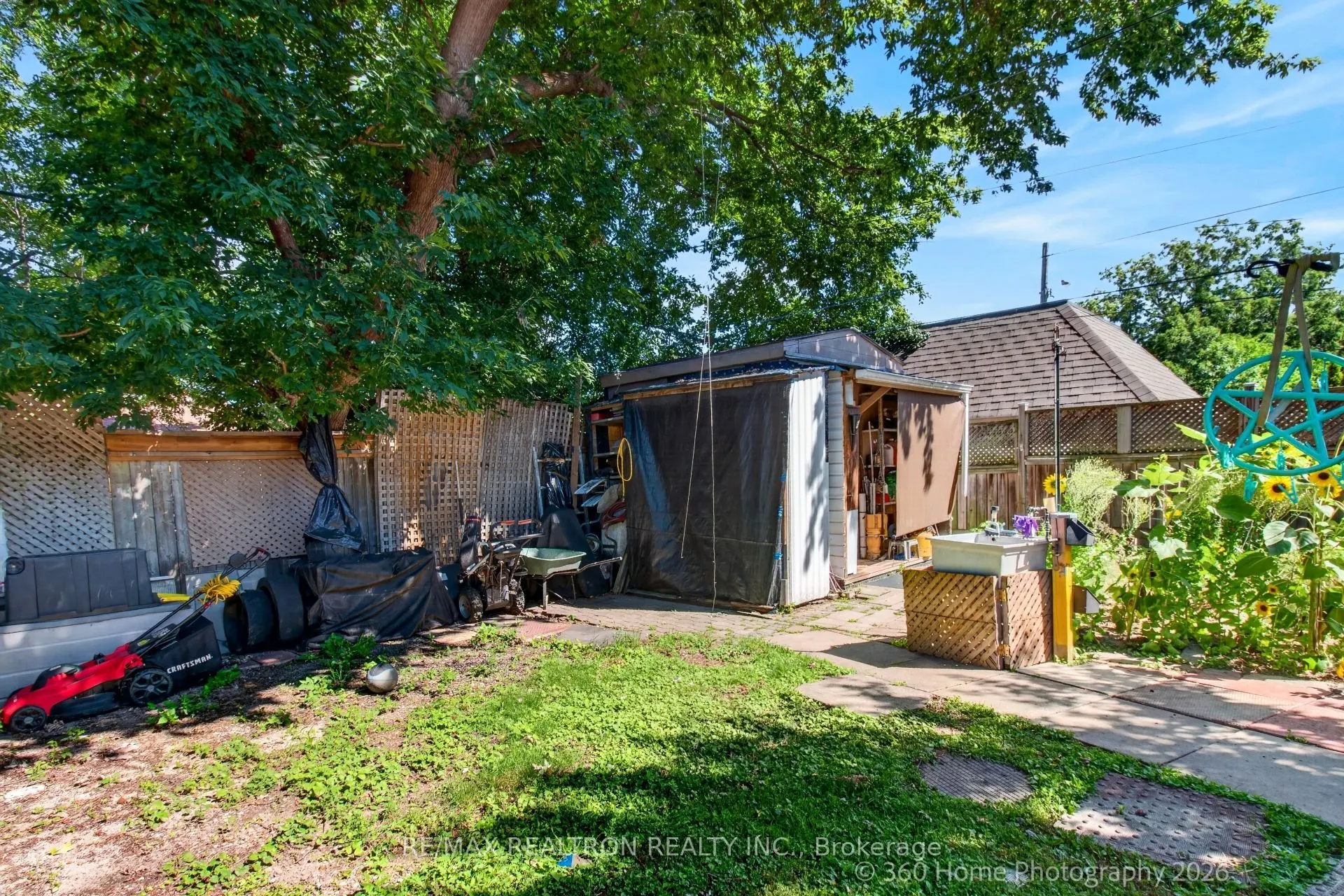 84 Ranee Avenue