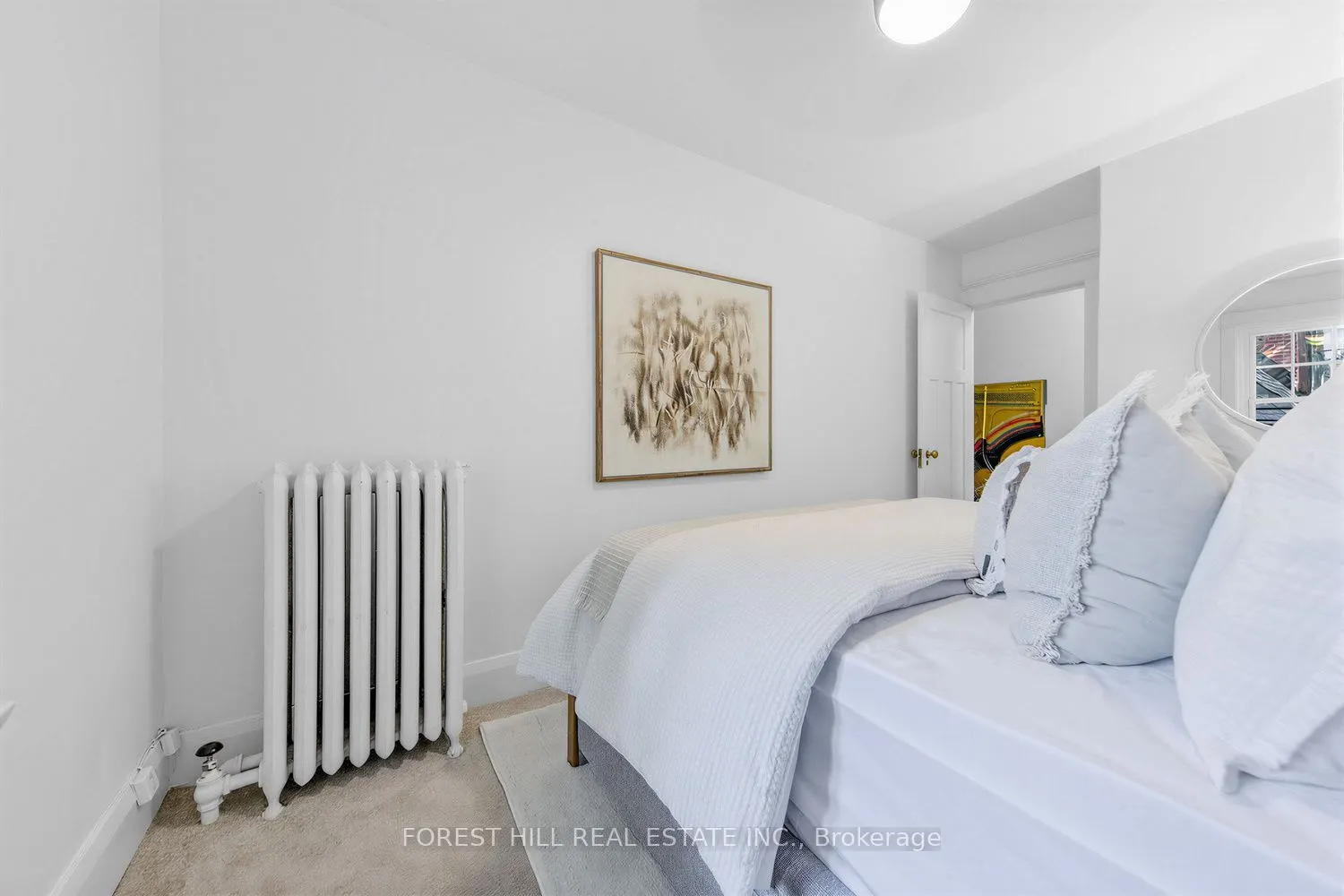 68 Kendal Avenue #6