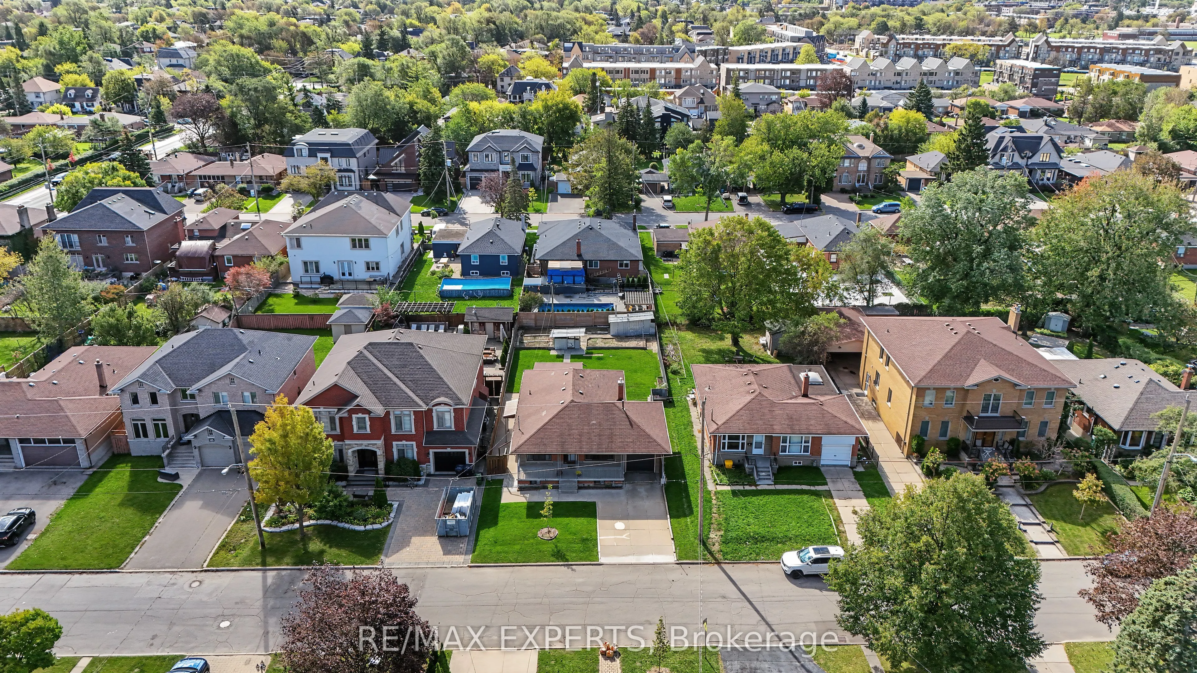 129 Sultana Avenue