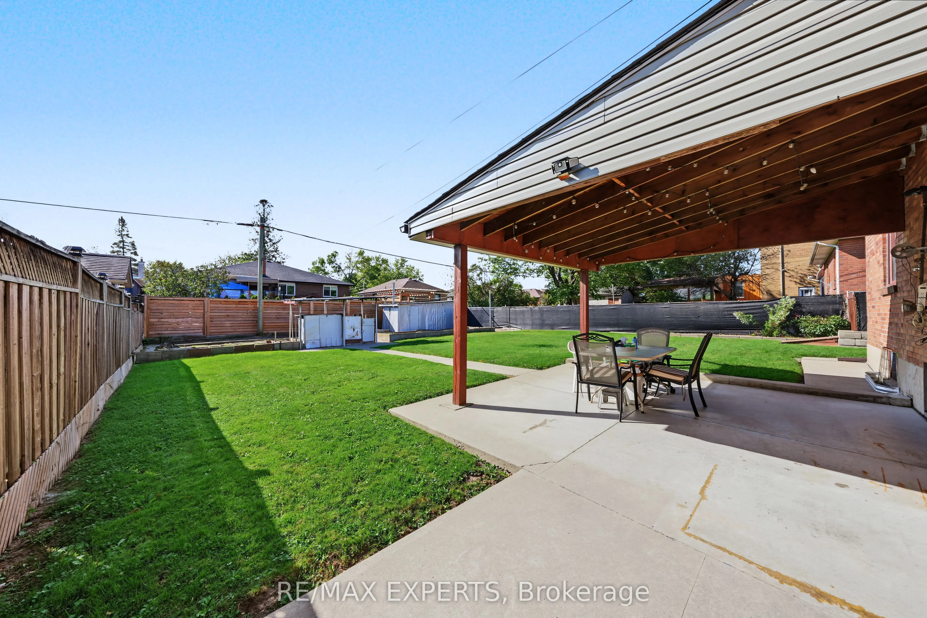 129 Sultana Avenue