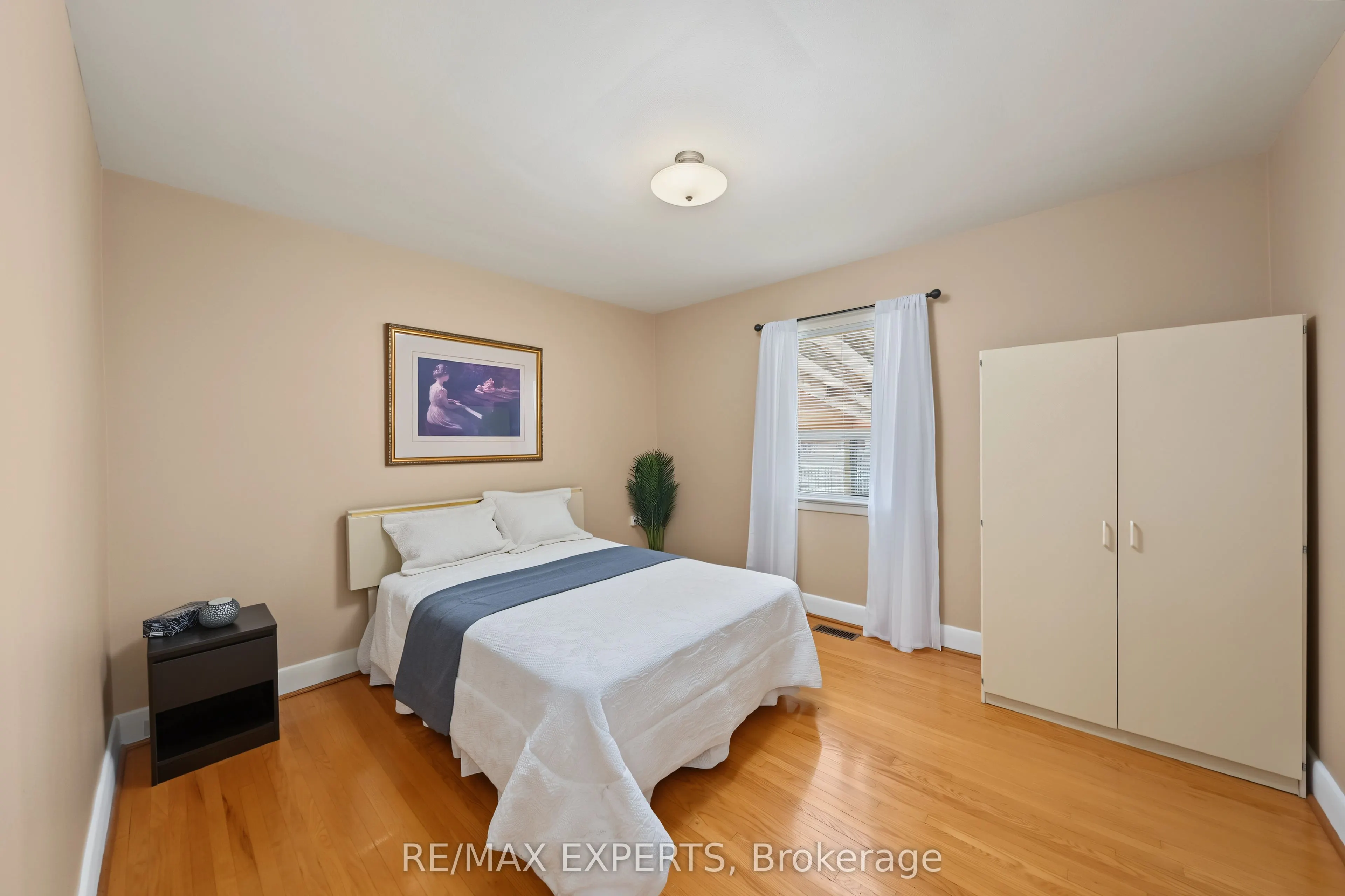 129 Sultana Avenue