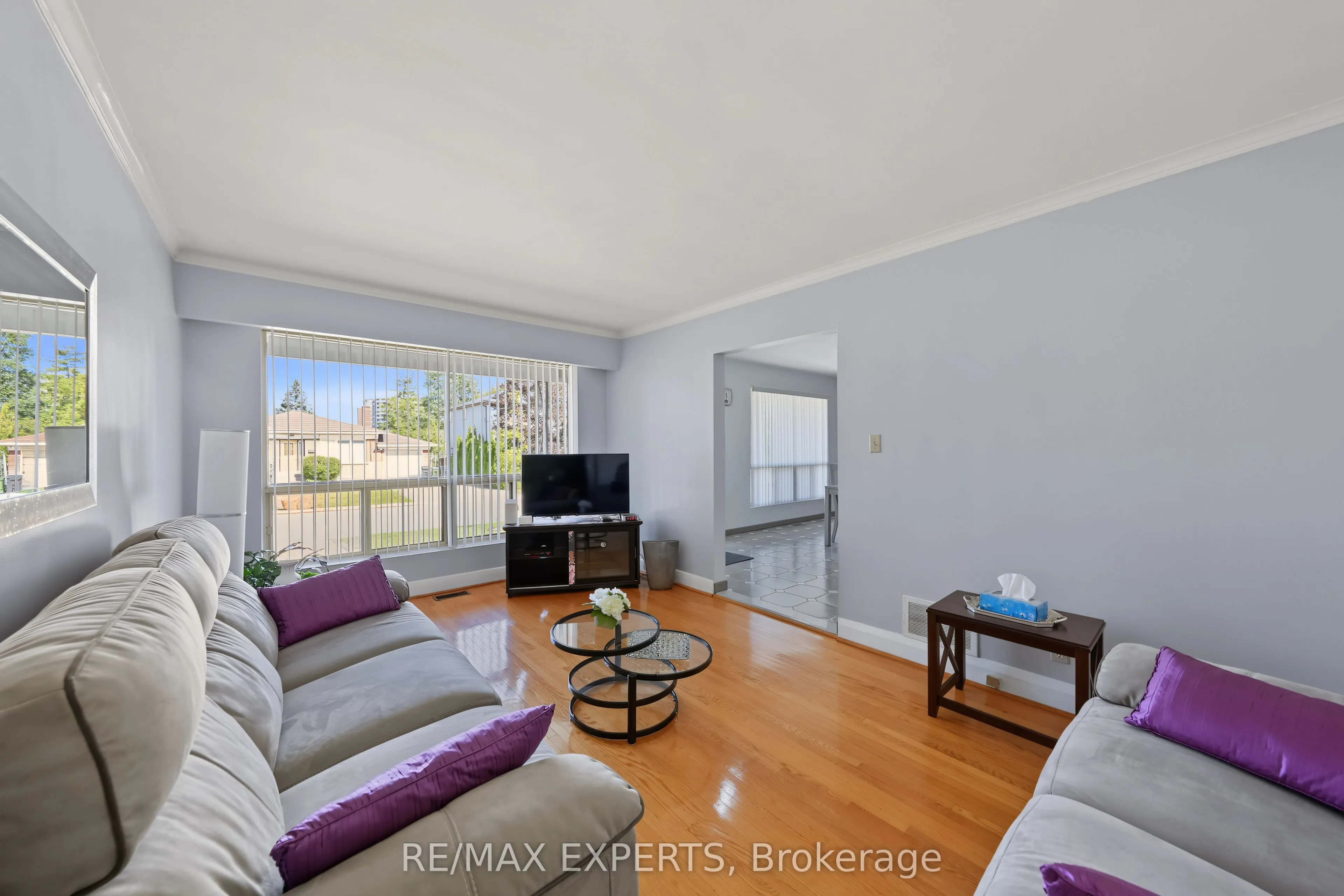 129 Sultana Avenue