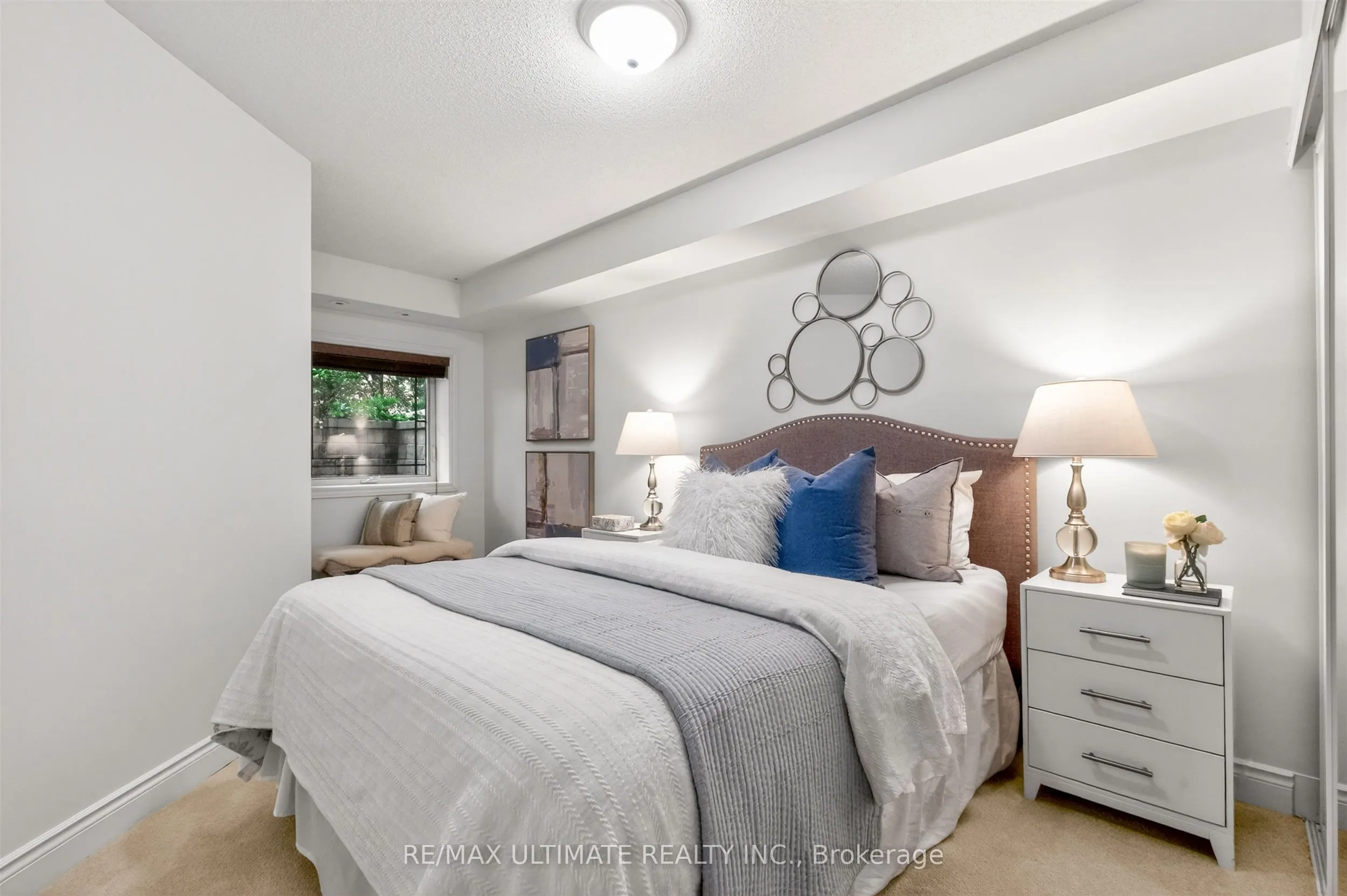 70 Byng Avenue #4