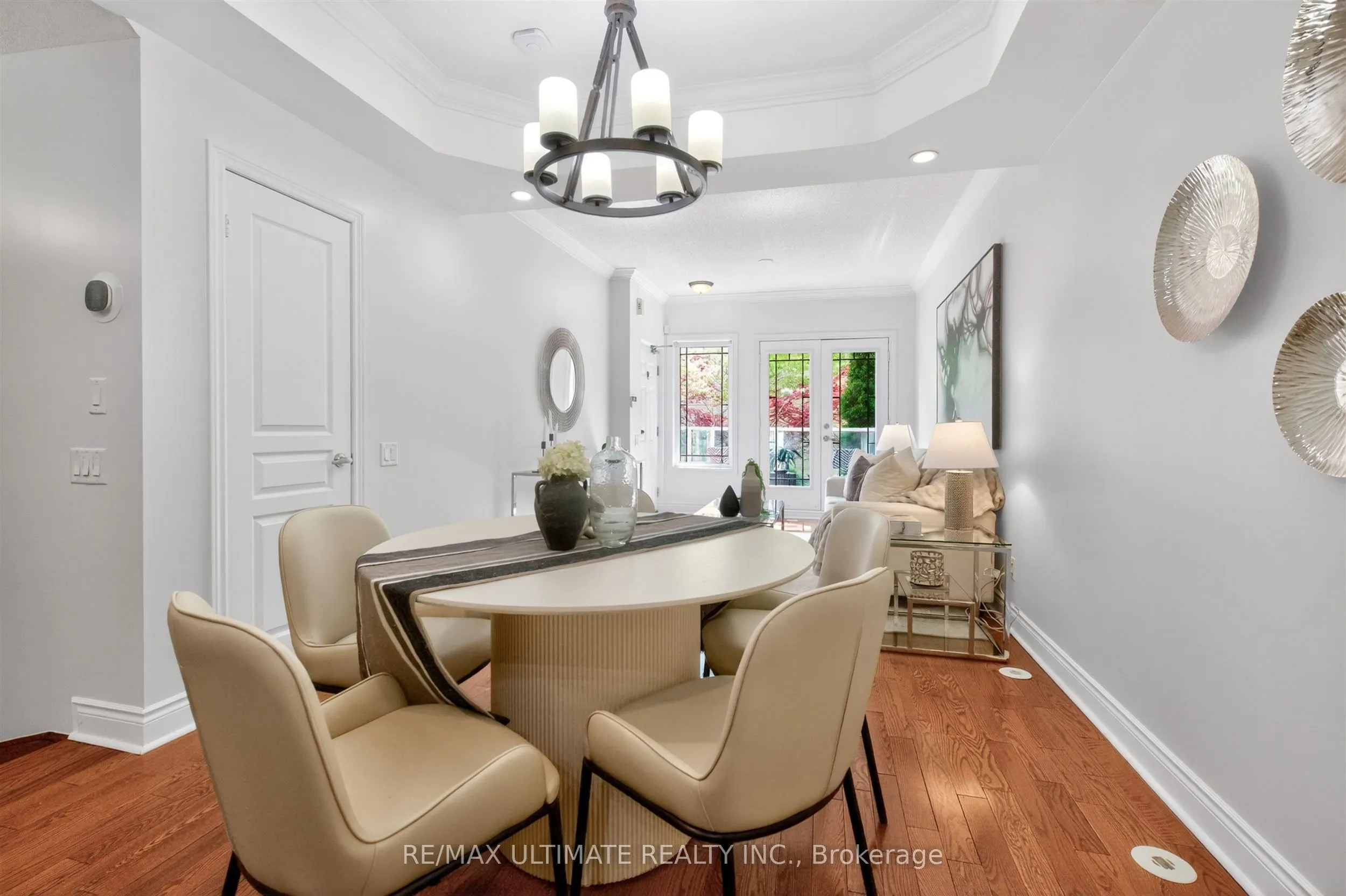 70 Byng Avenue #4
