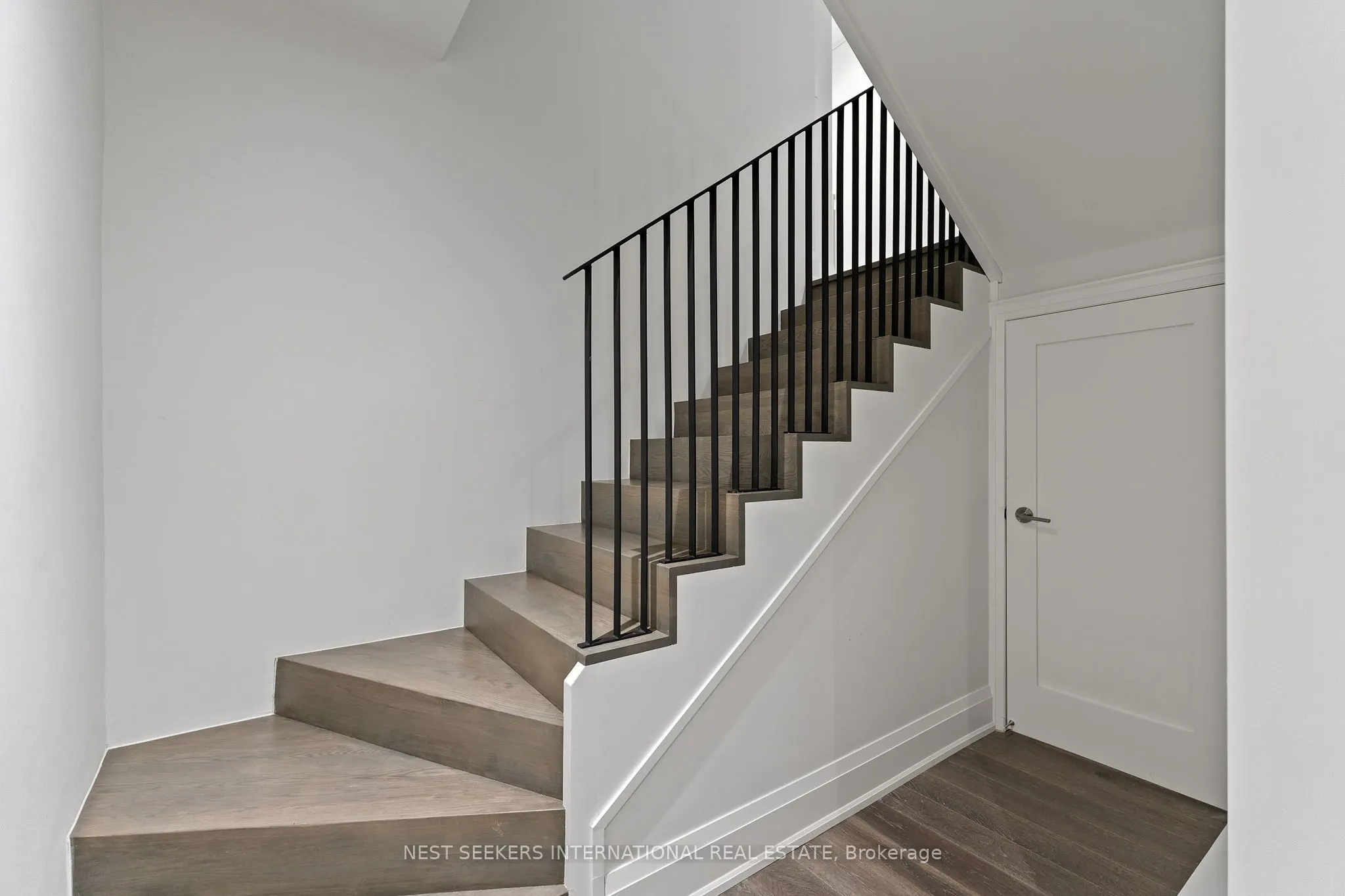 141 Chaplin Crescent
