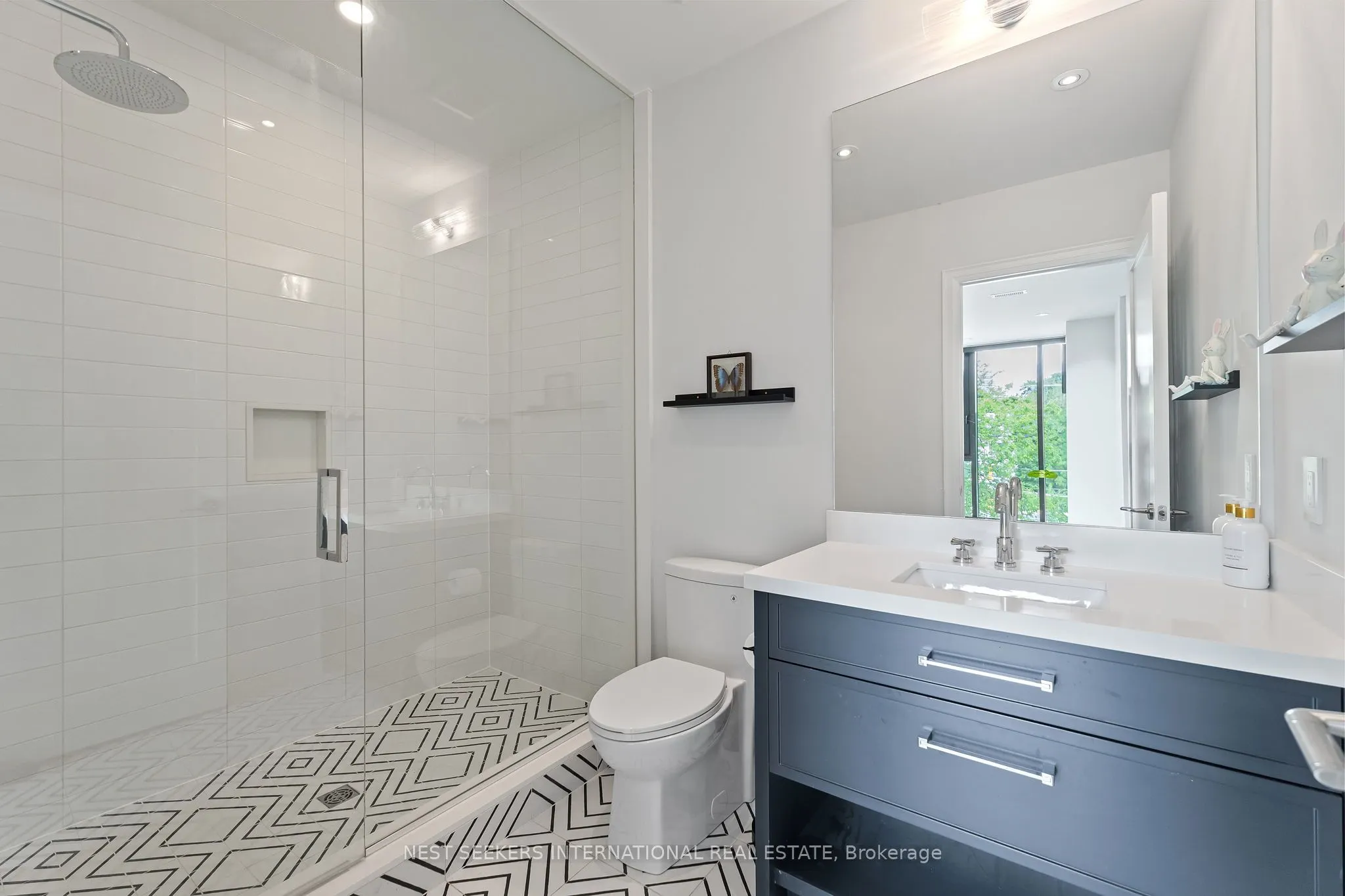 141 Chaplin Crescent