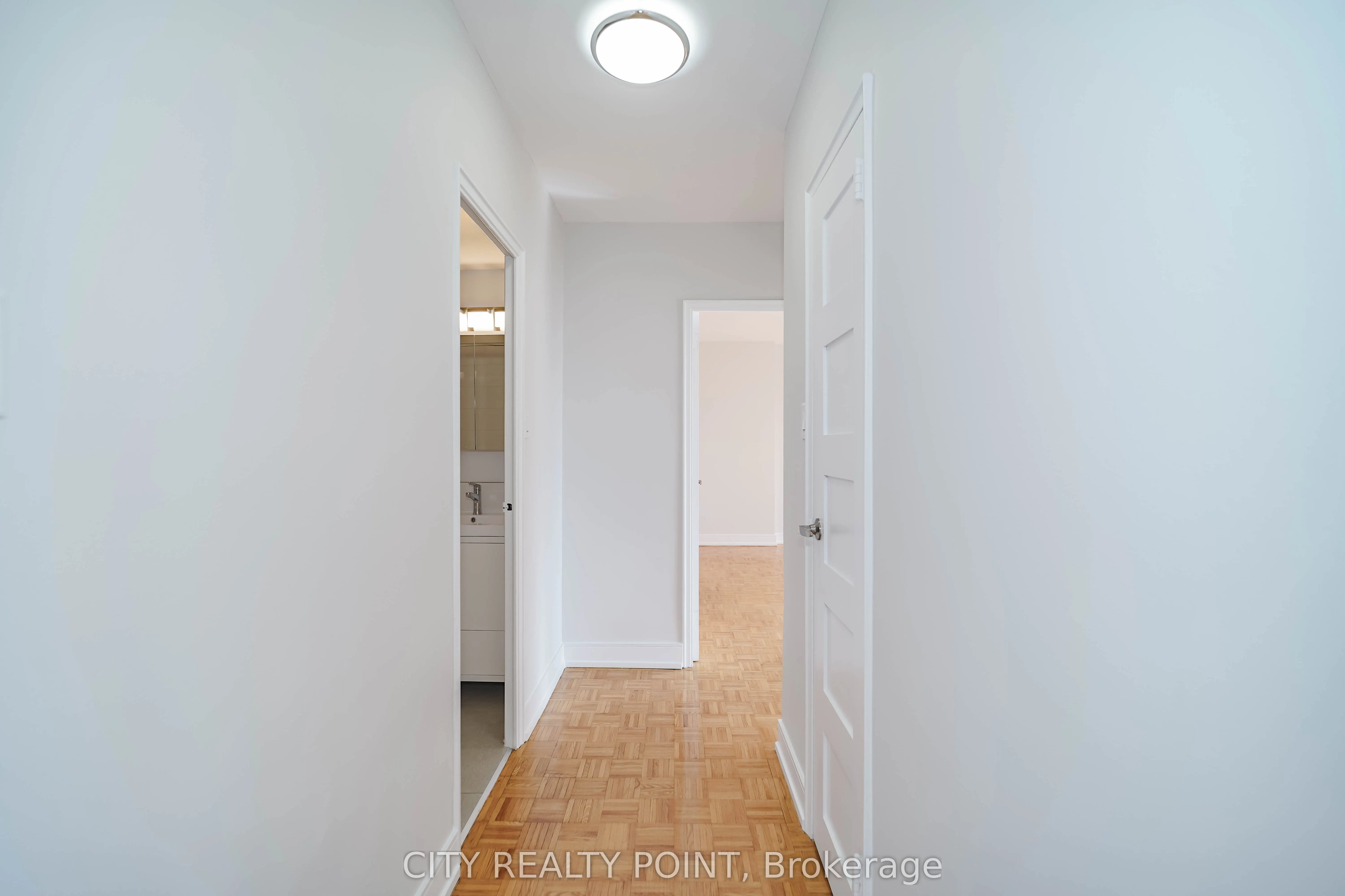 10 Shallmar Boulevard #507