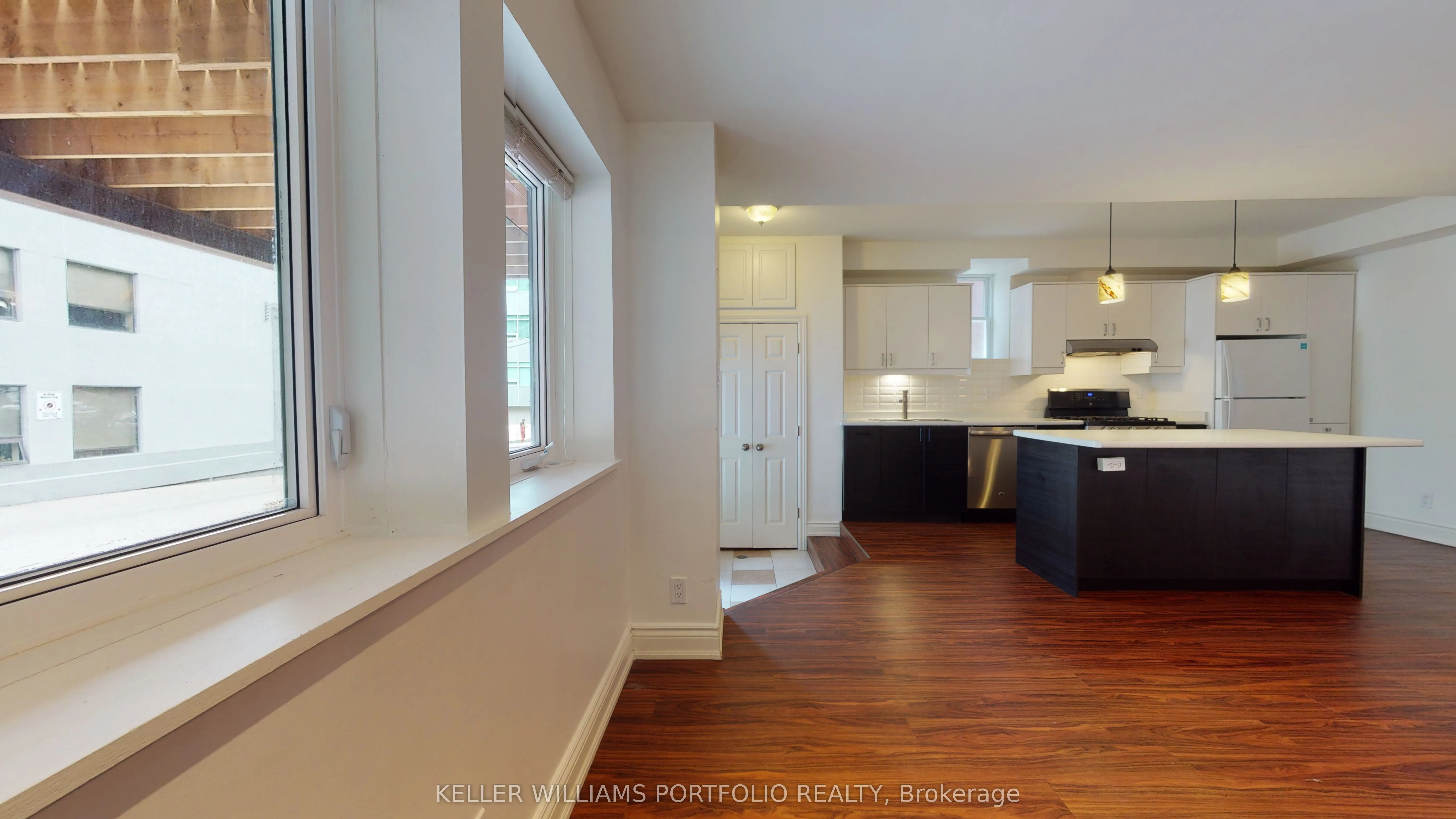 546 Eglinton Avenue E #5