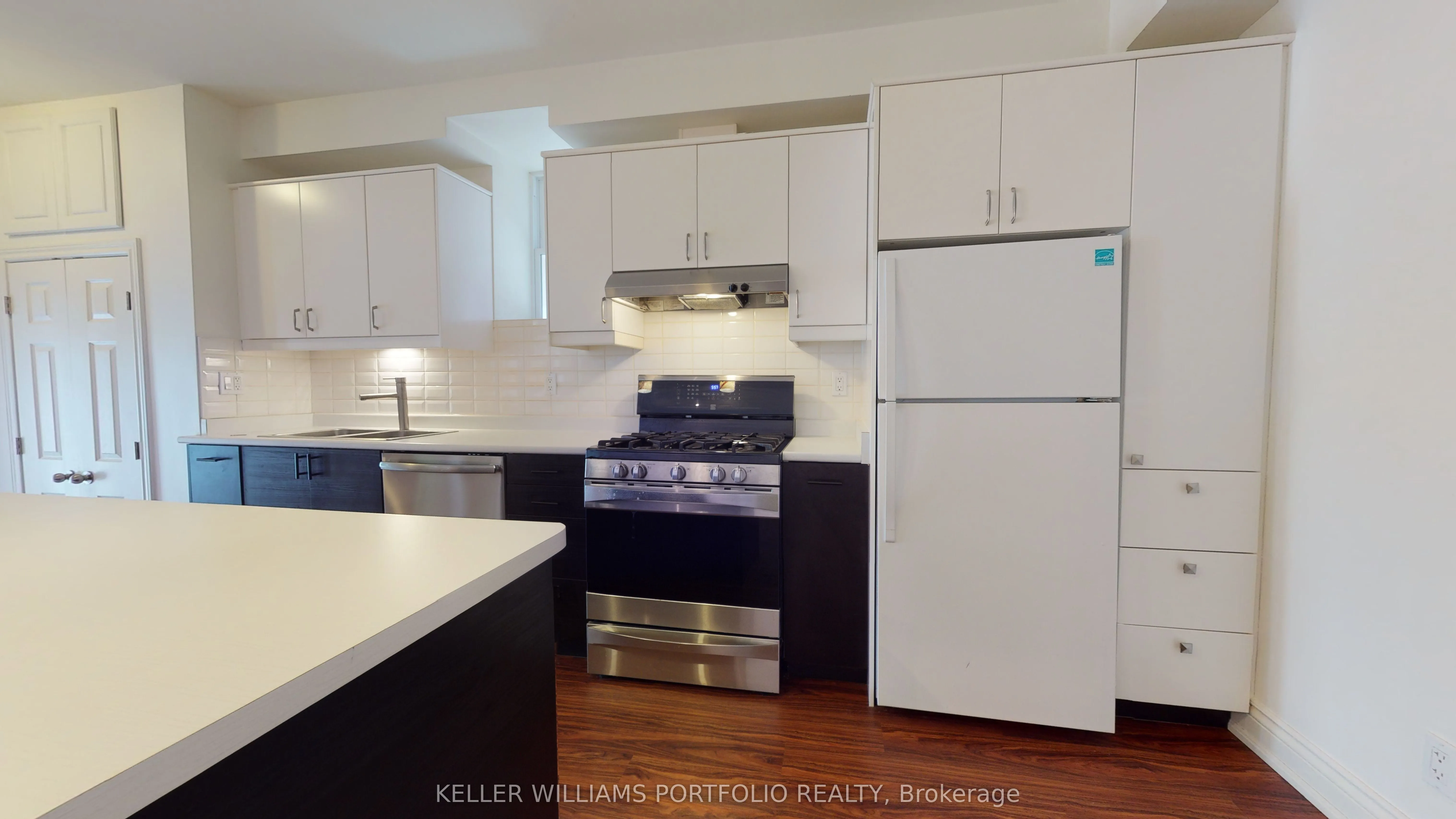 546 Eglinton Avenue E #5
