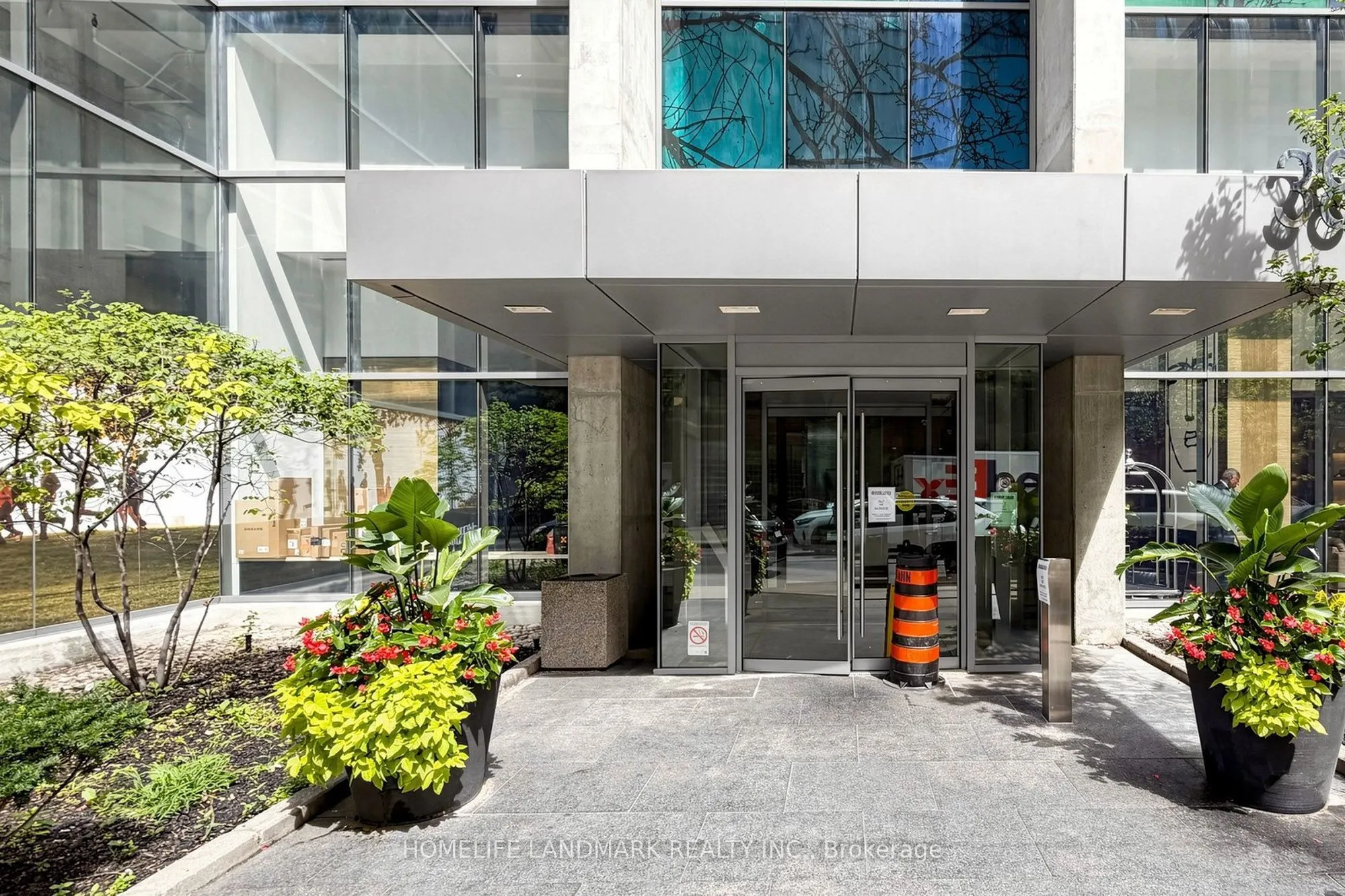 38 Grenville Street #1508