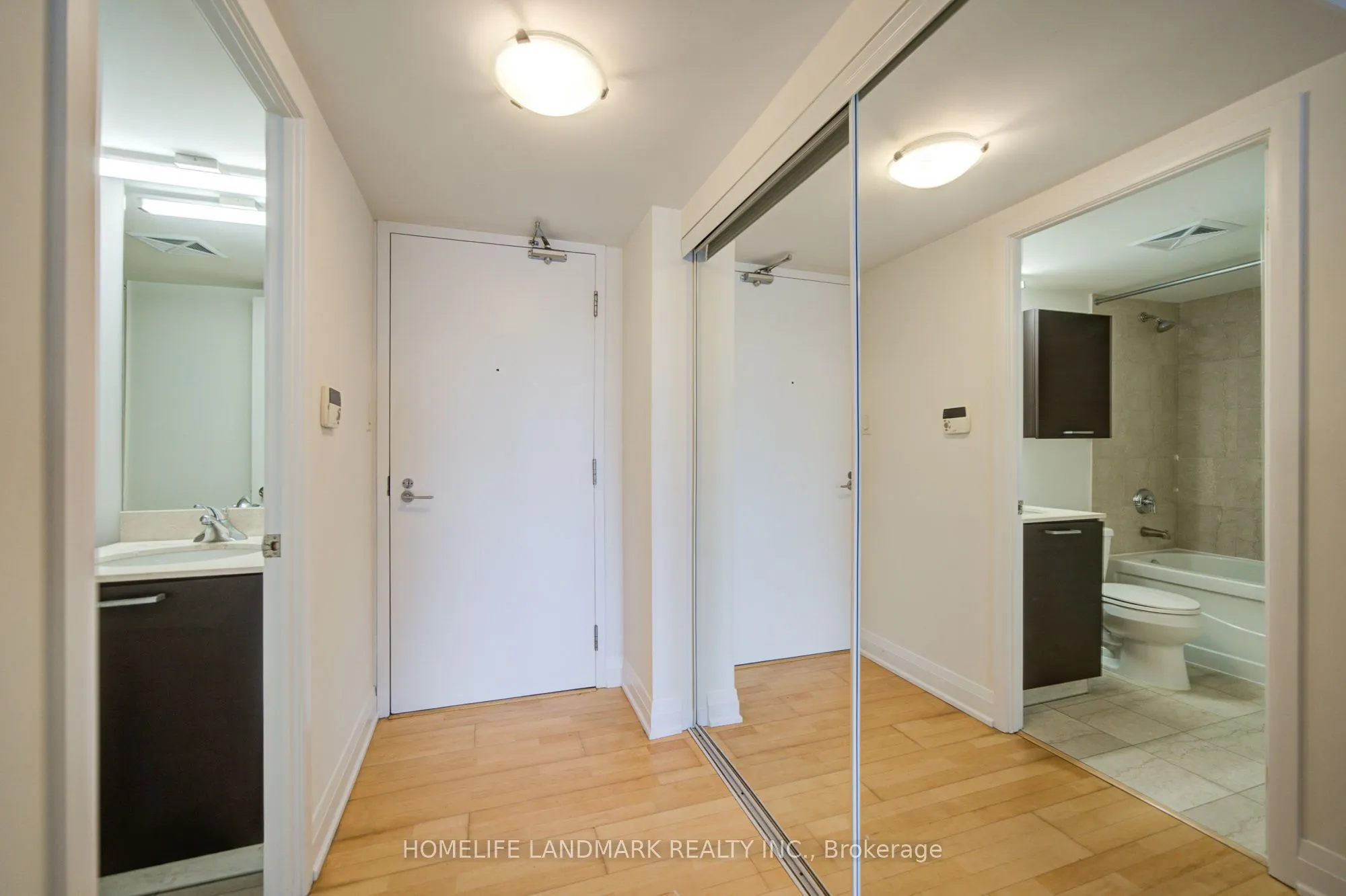 38 Grenville Street #1508