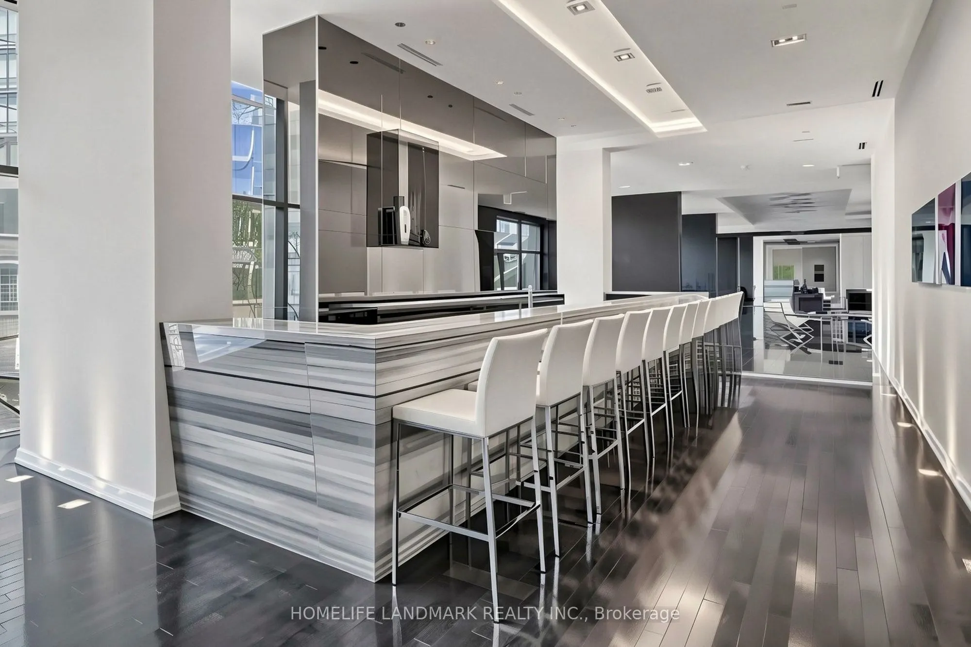 38 Grenville Street #1508
