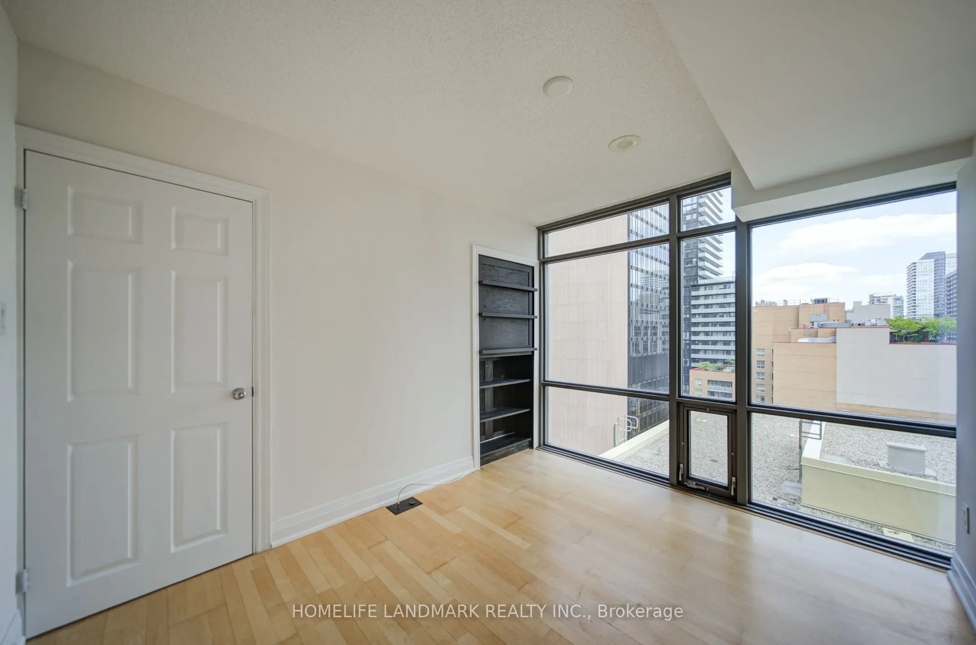 38 Grenville Street #1508