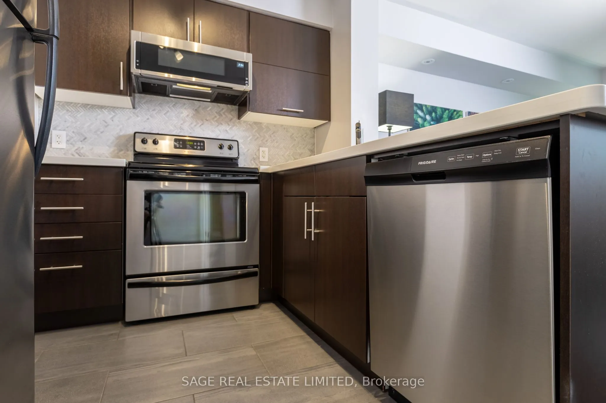 120 Dallimore Circle #502