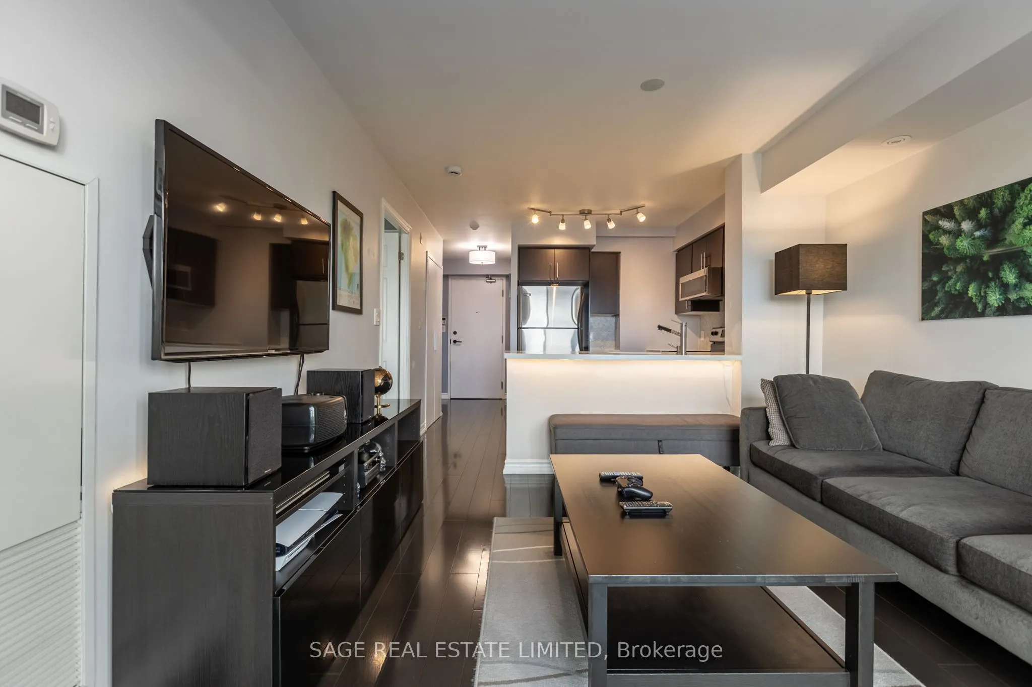 120 Dallimore Circle #502