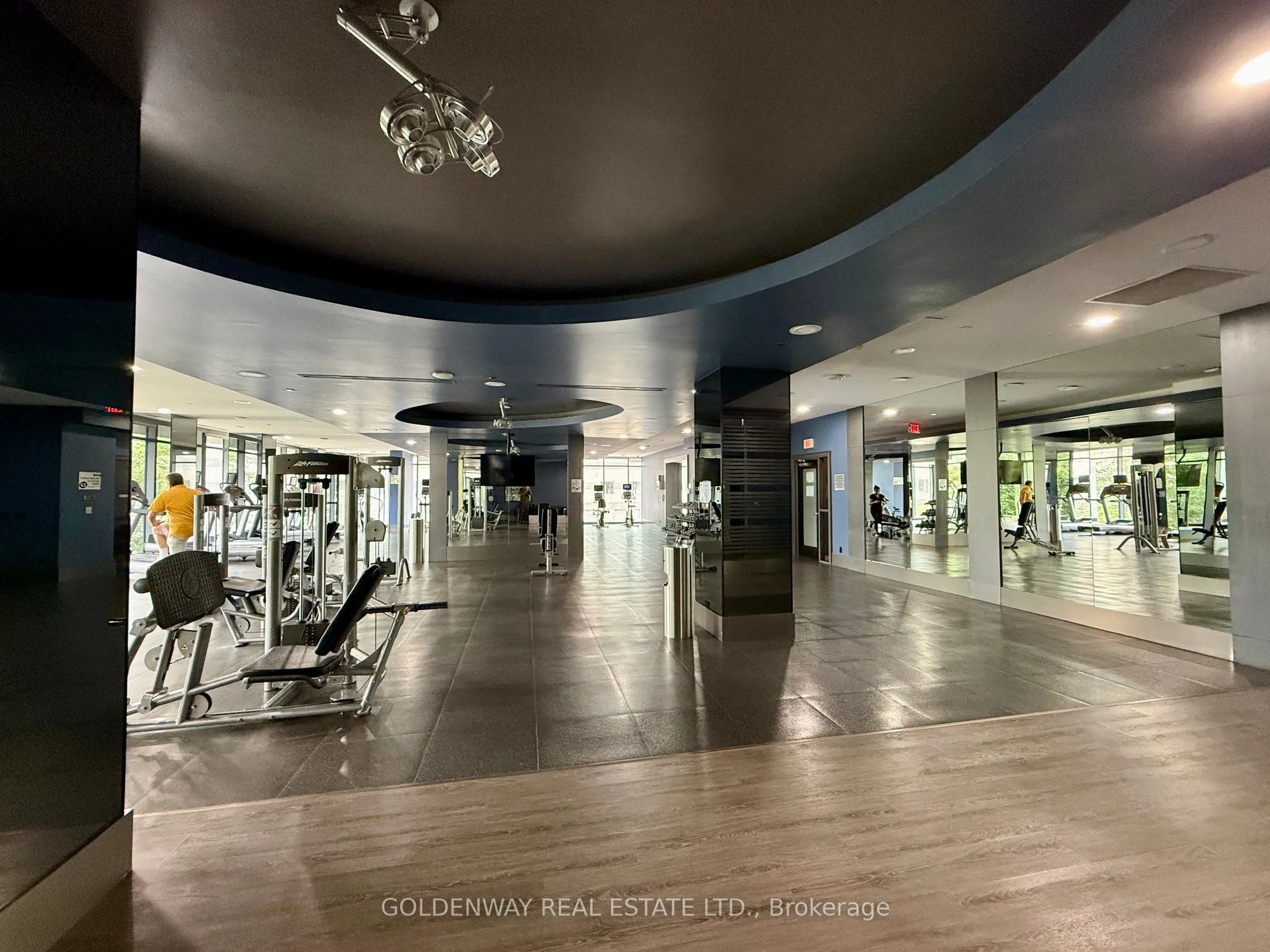 5168 Yonge Street #110