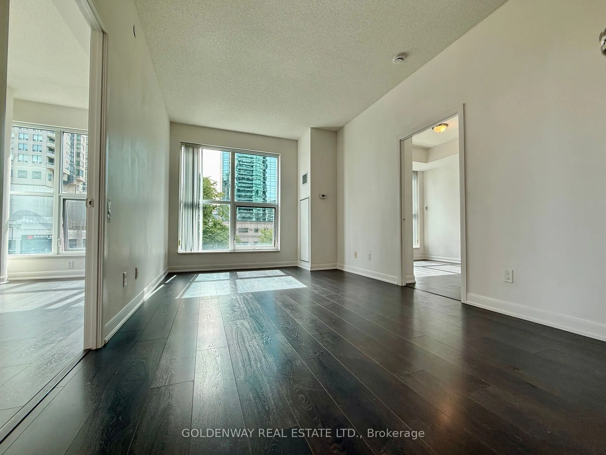 5168 Yonge Street #110