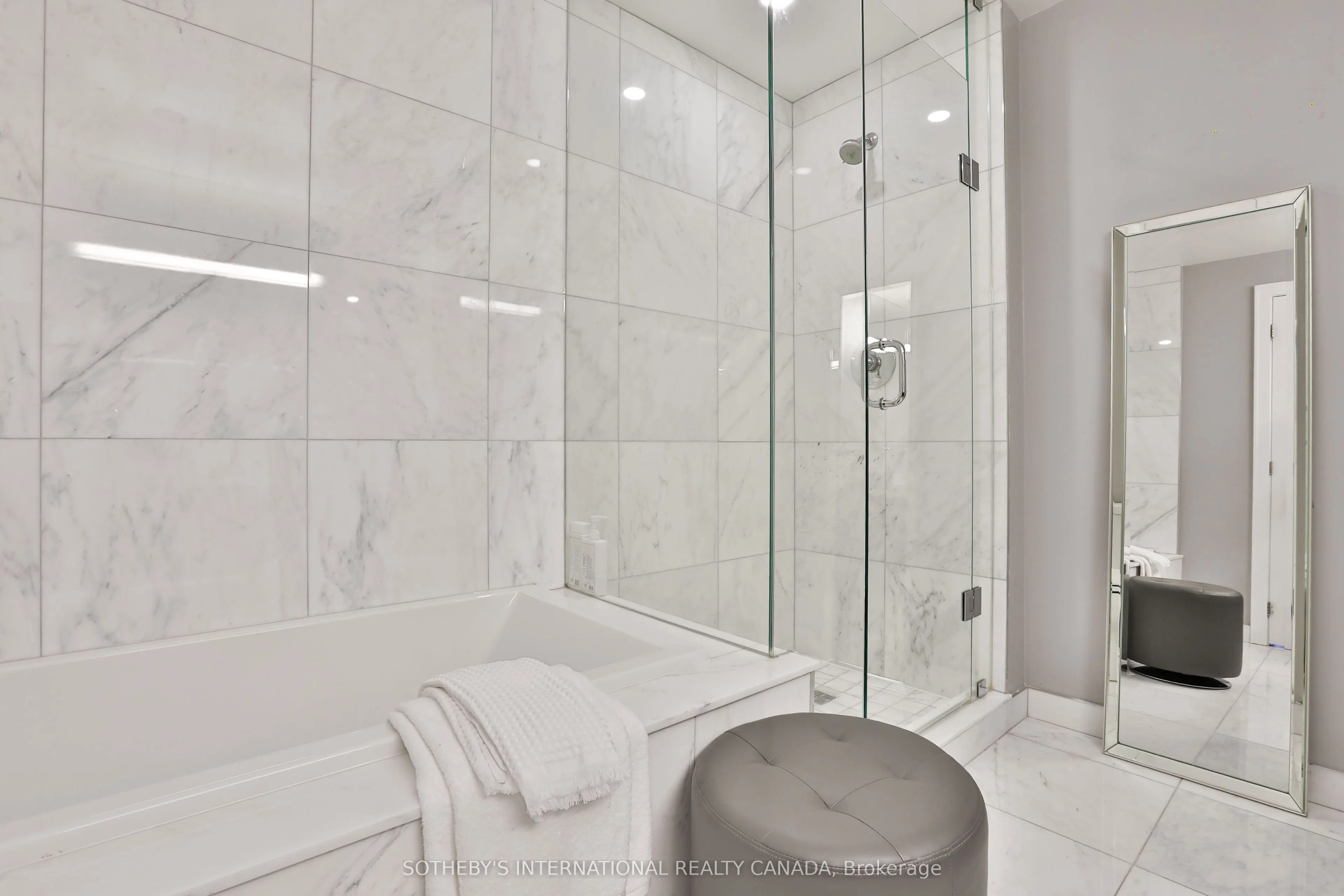 170 Avenue Road #811