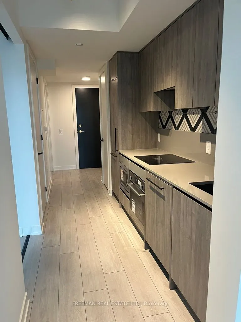 5 Lakeview Avenue #406