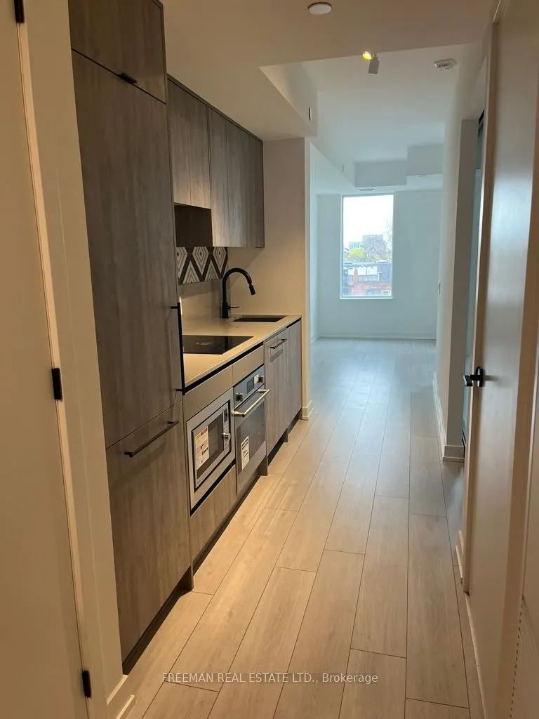 5 Lakeview Avenue #406