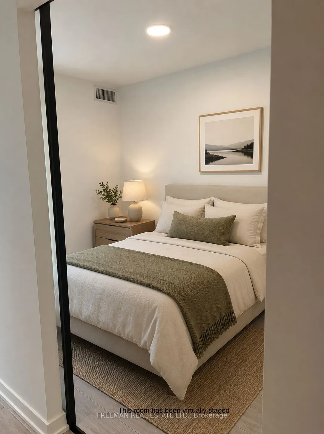 5 Lakeview Avenue #406