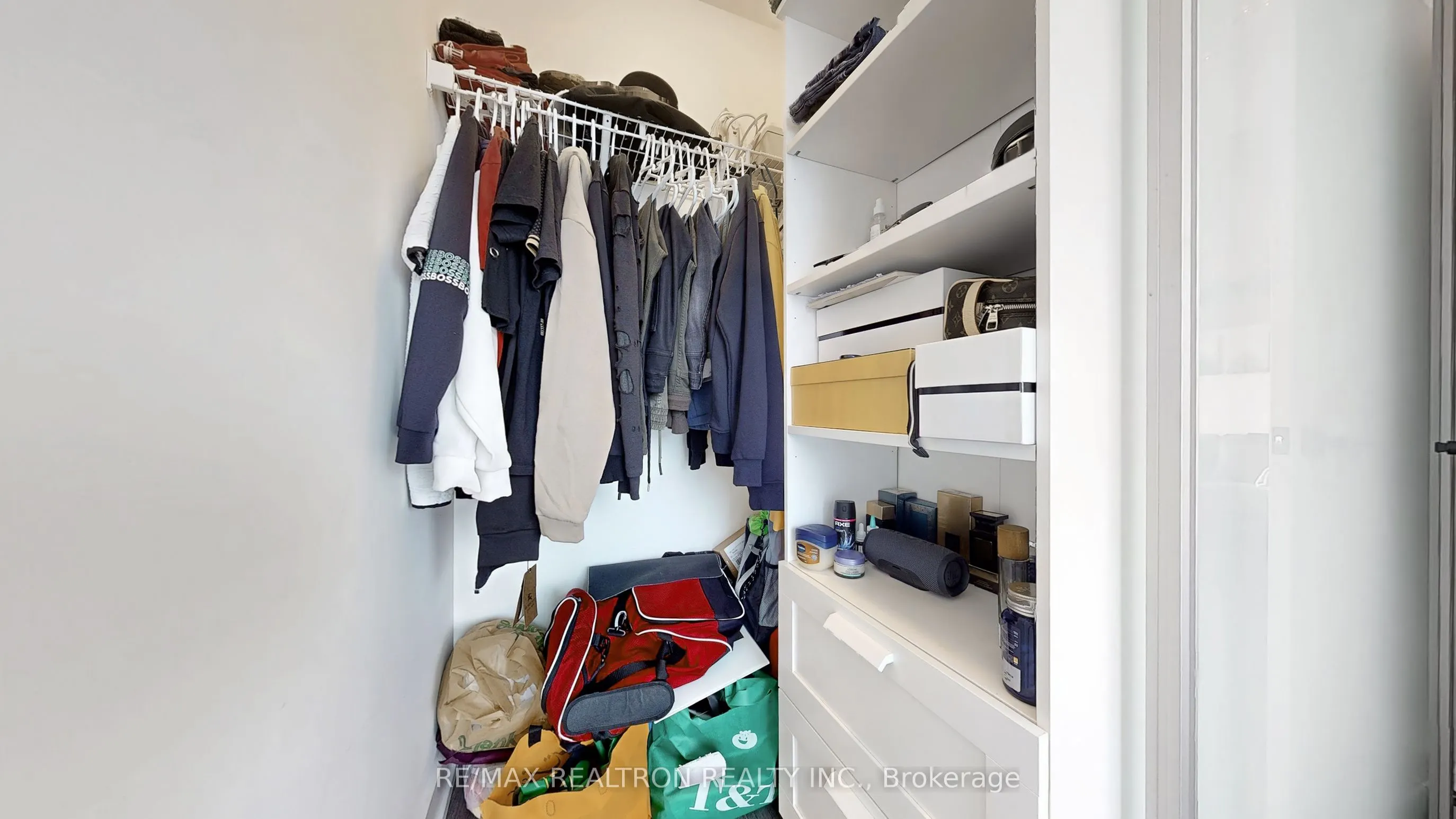 180 Fairview Mall Drive #1605