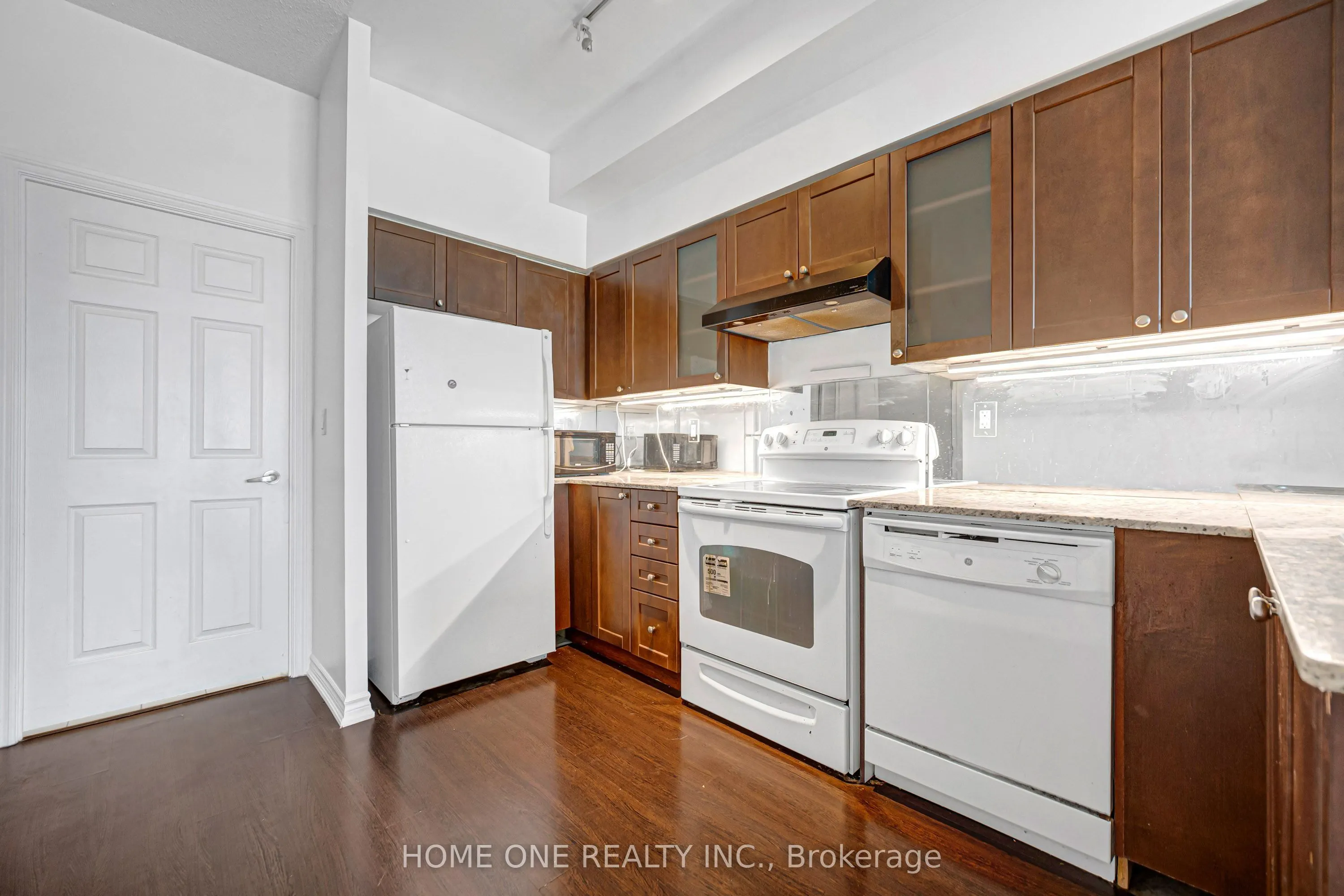 761 Bay Street #2604