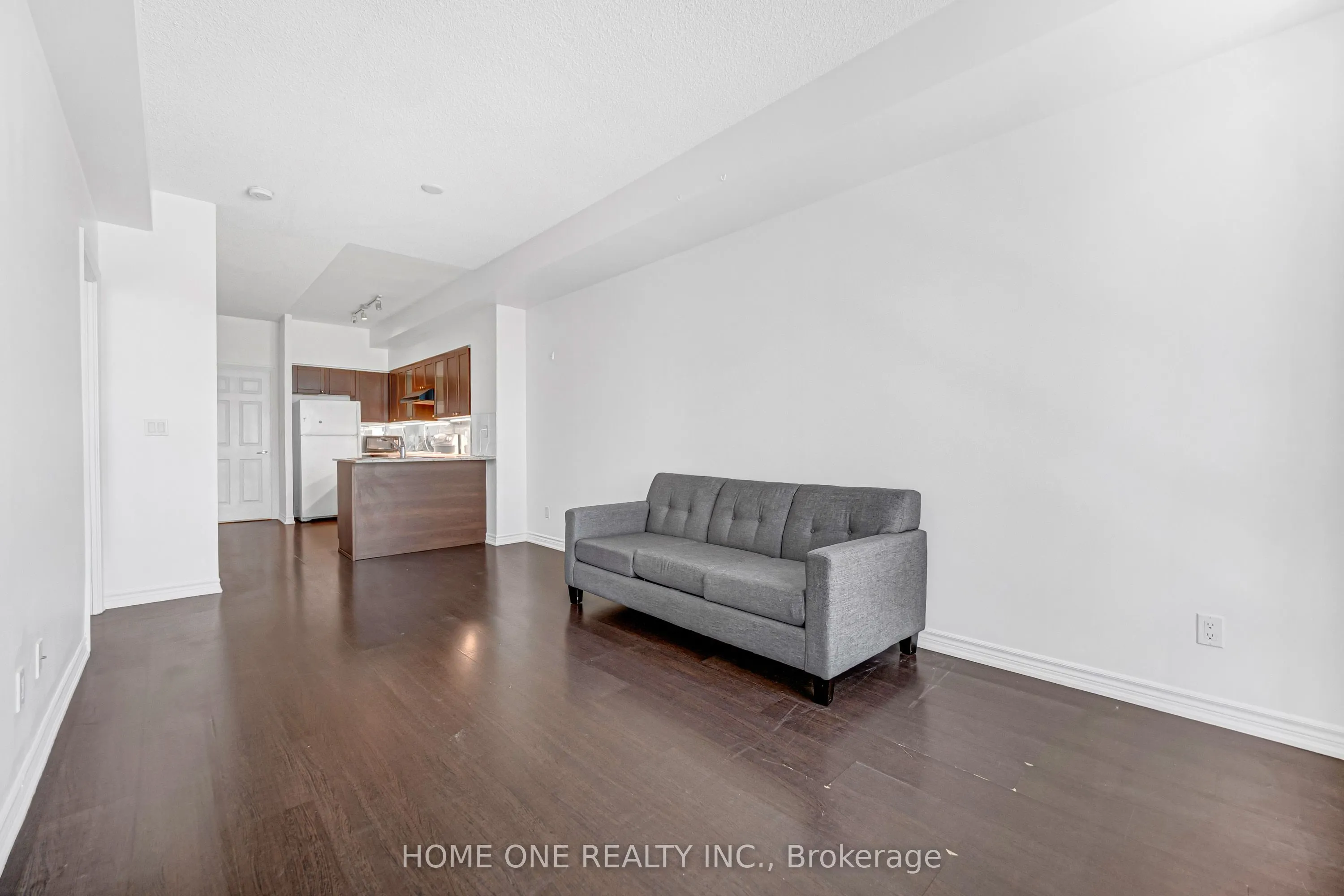 761 Bay Street #2604