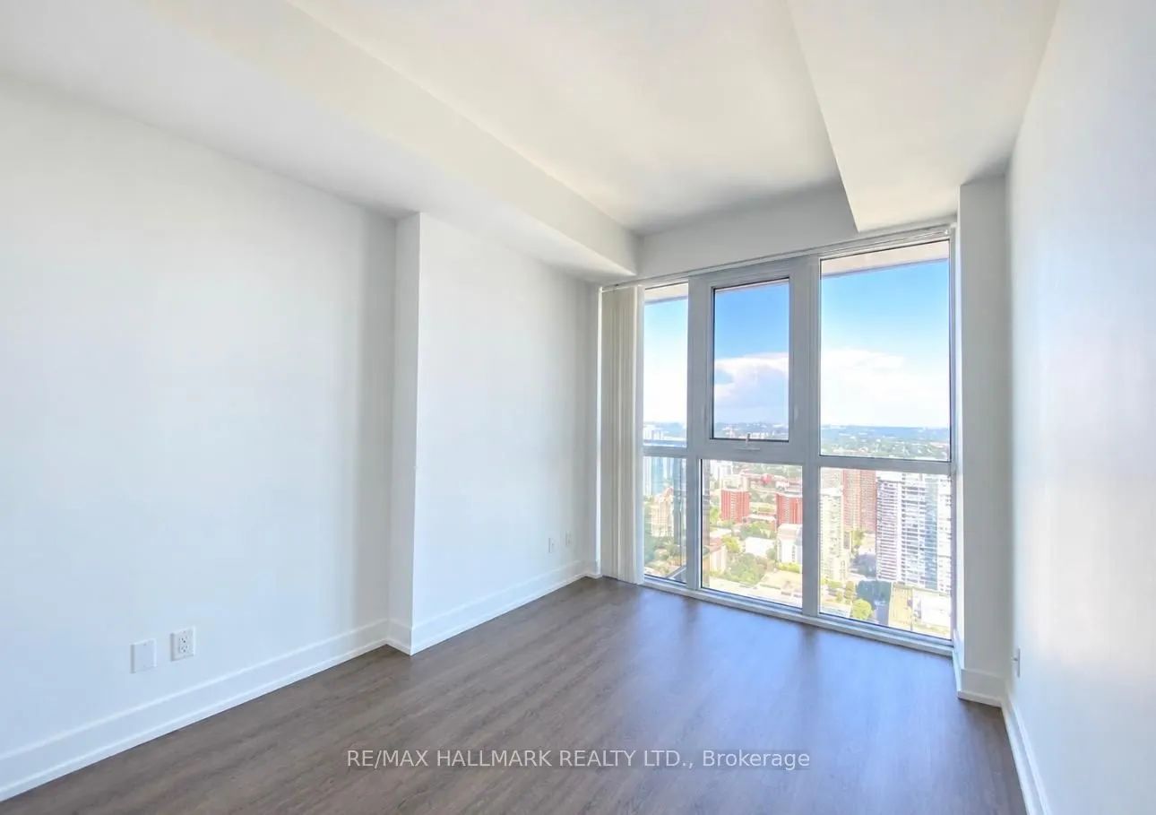 7 Grenville Street #5207