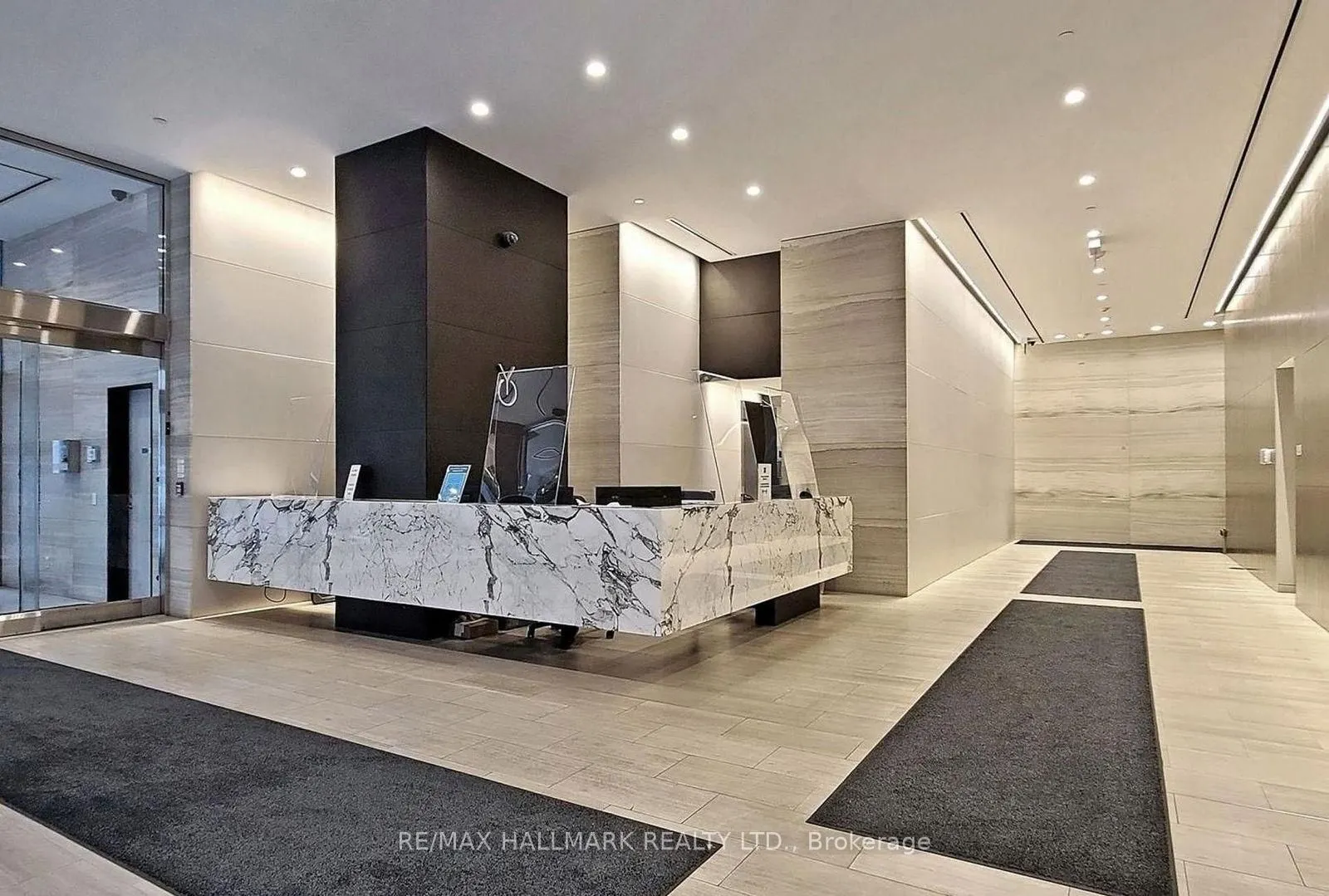 7 Grenville Street #5207