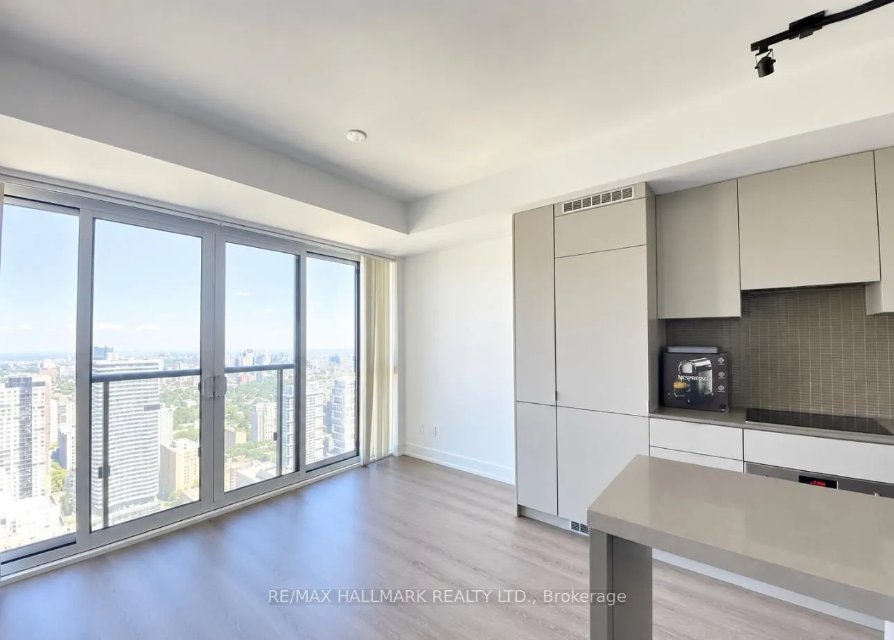 7 Grenville Street #5207
