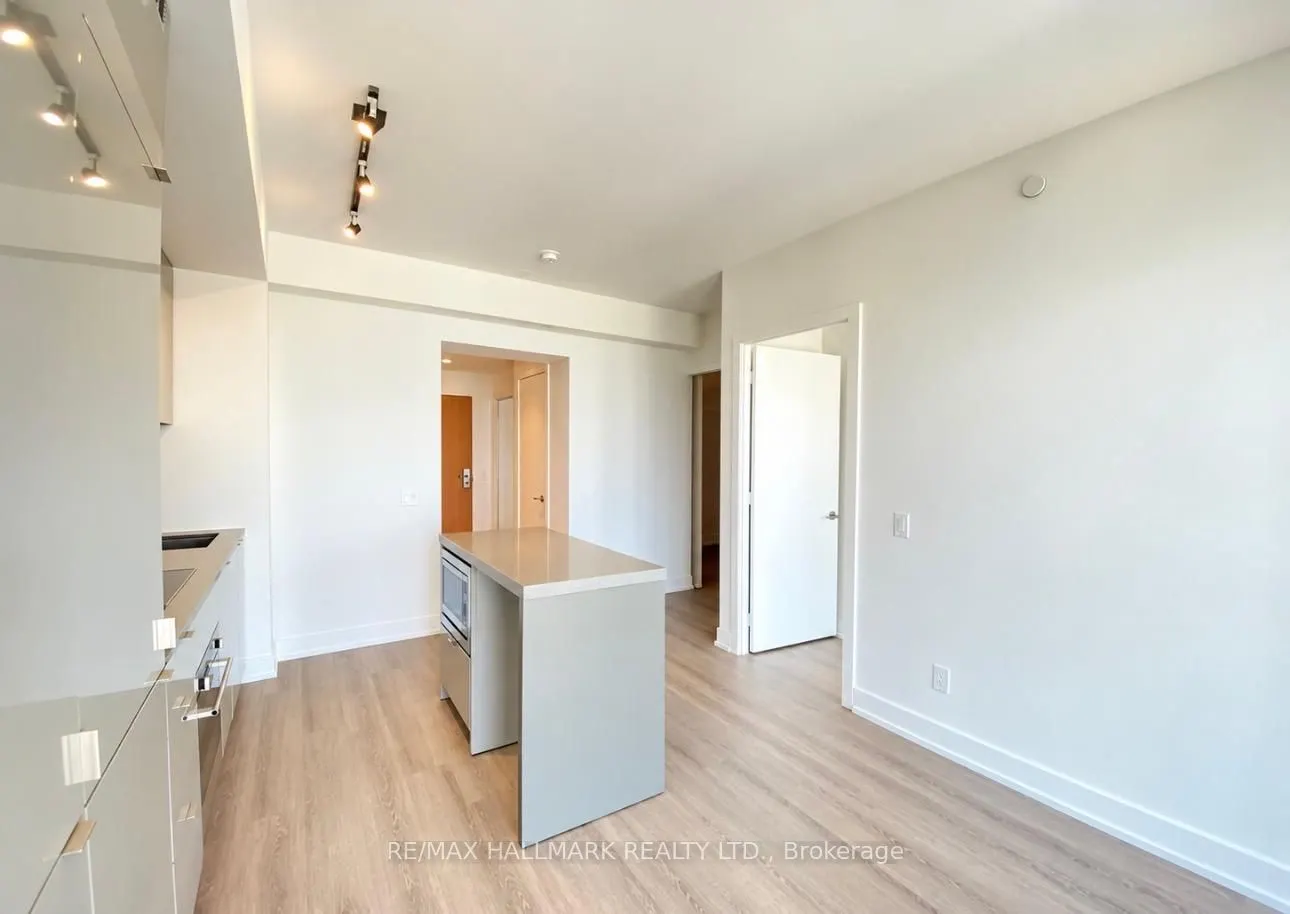 7 Grenville Street #5207