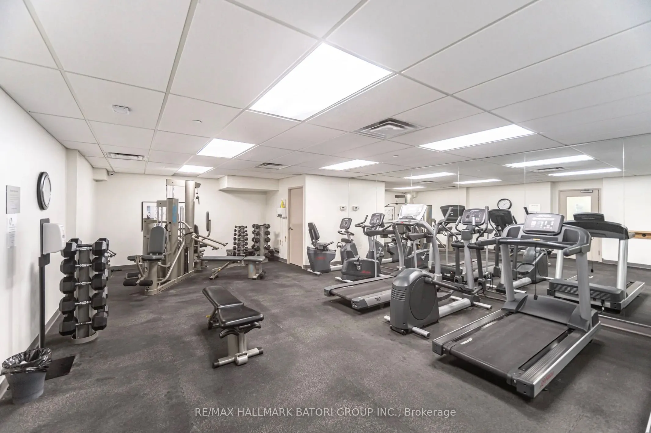 10 Kenneth Avenue #211