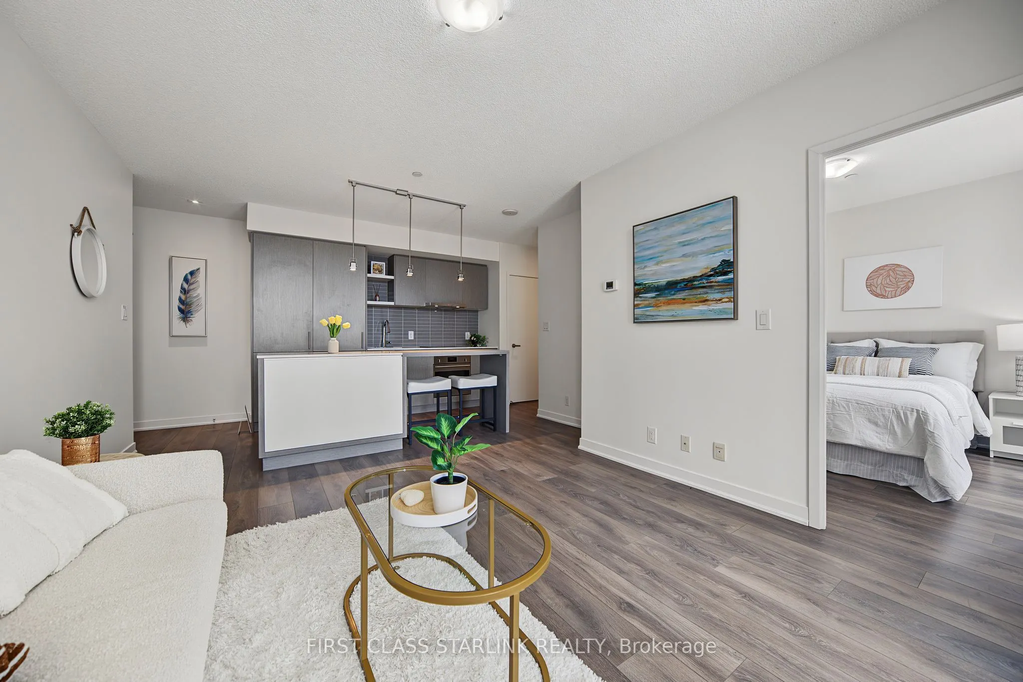 100 Harbour Street #2801