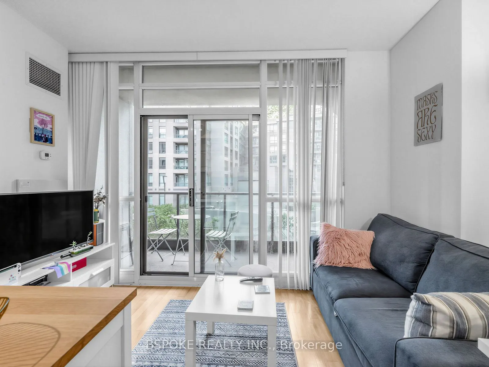 231 Fort York Boulevard #235
