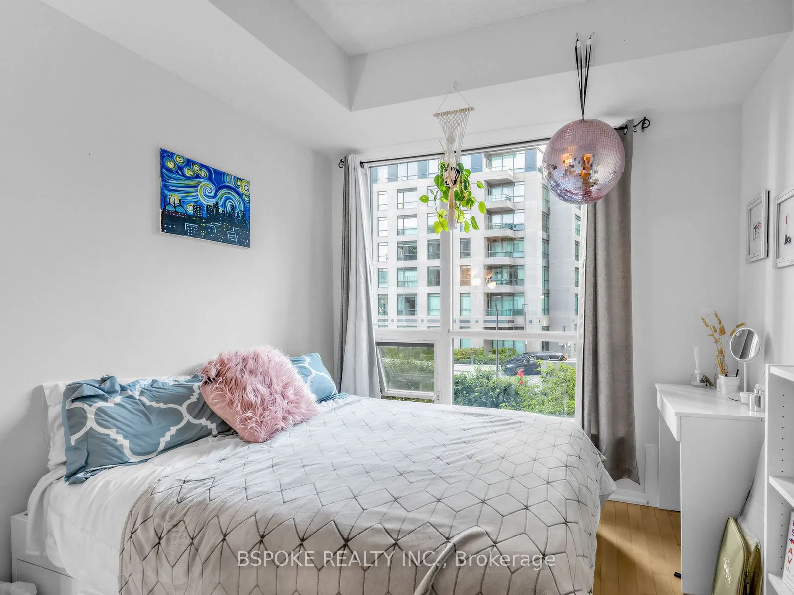 231 Fort York Boulevard #235