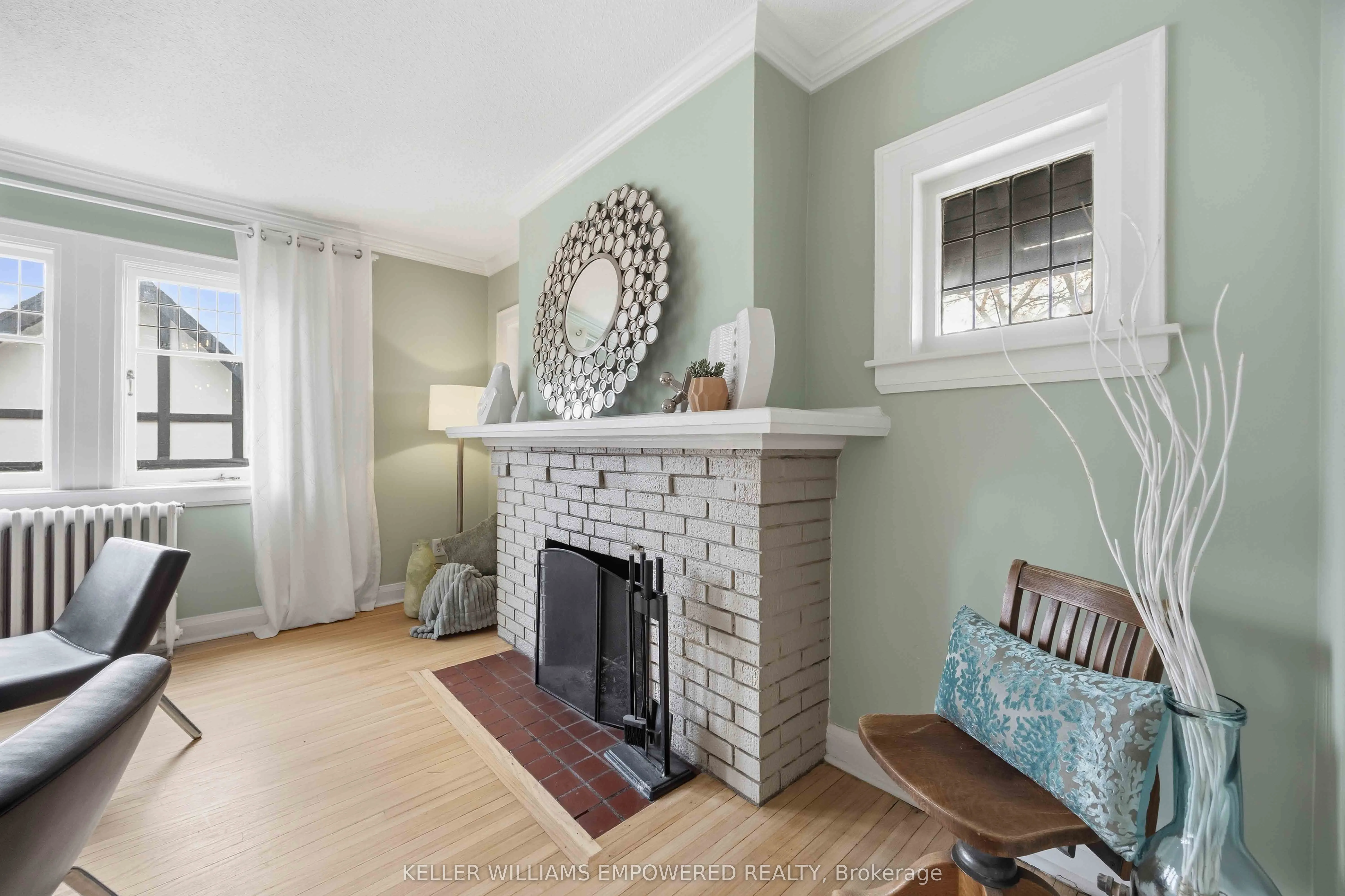 313 Lonsdale Road #7
