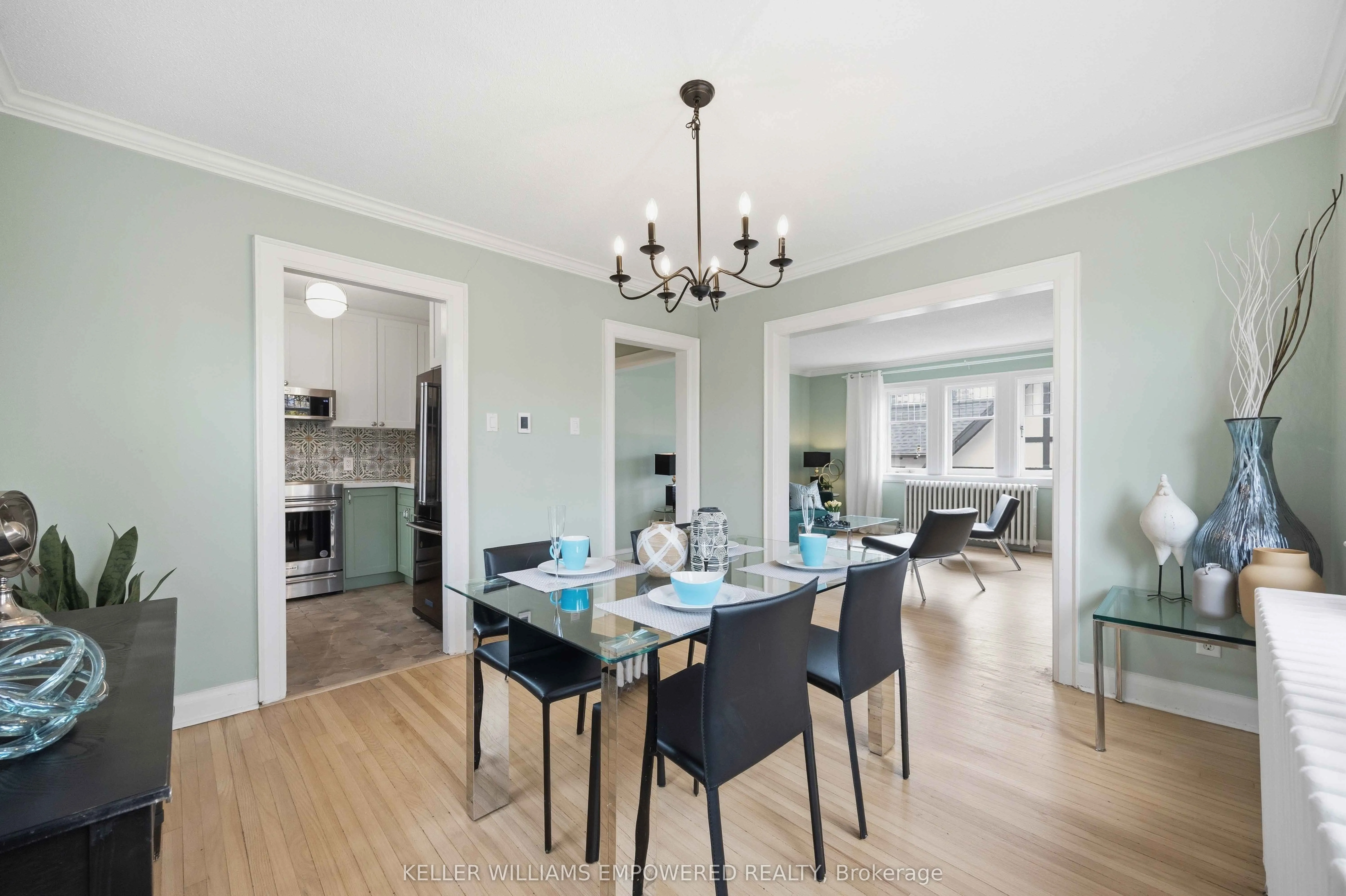 313 Lonsdale Road #7