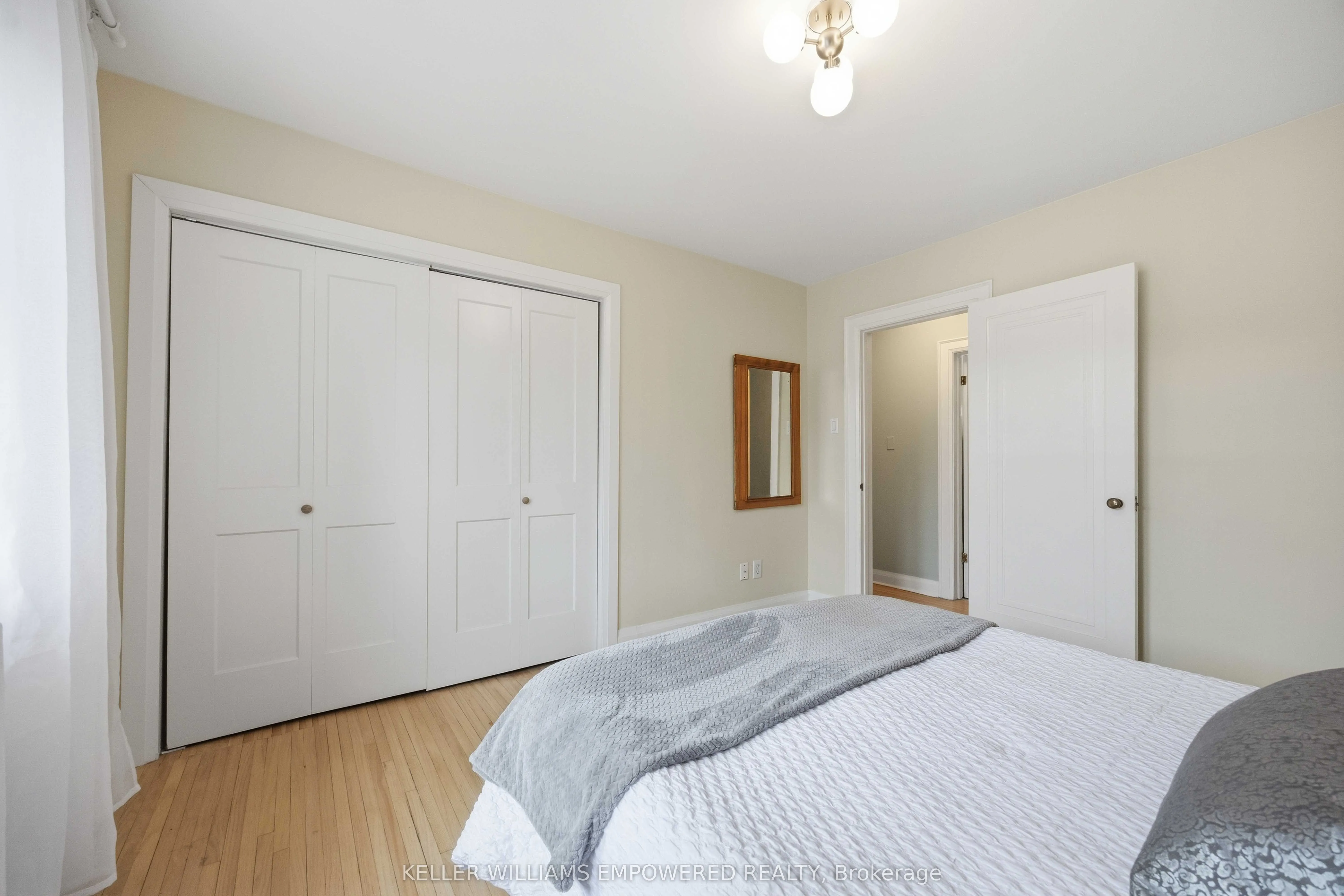 313 Lonsdale Road #7