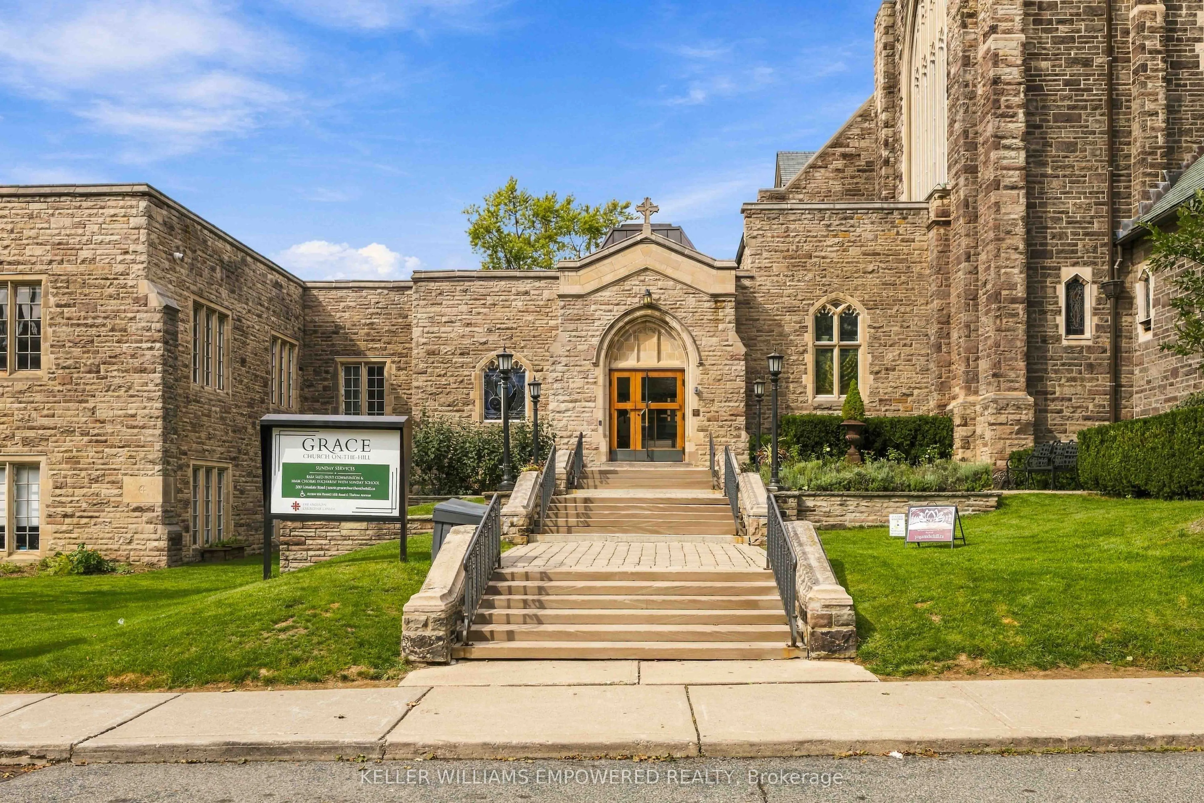 313 Lonsdale Road #7