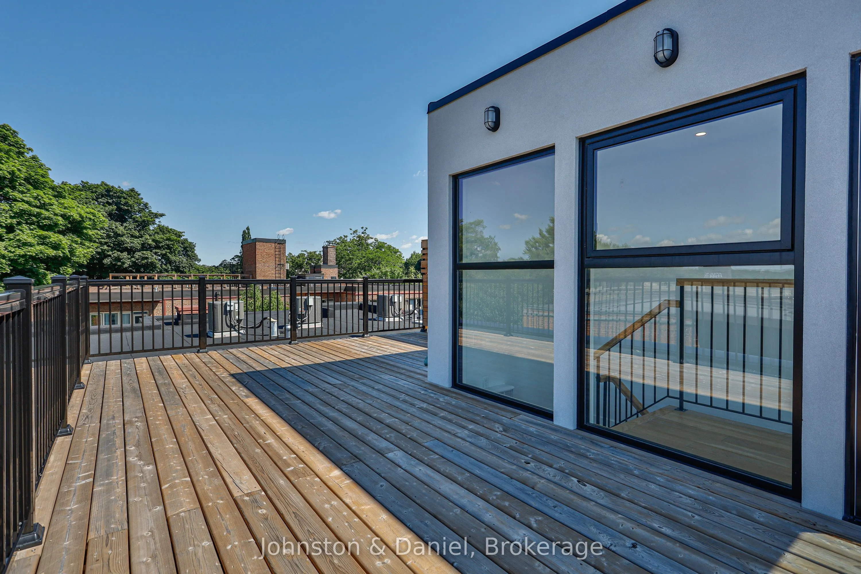314 Lonsdale Road #7