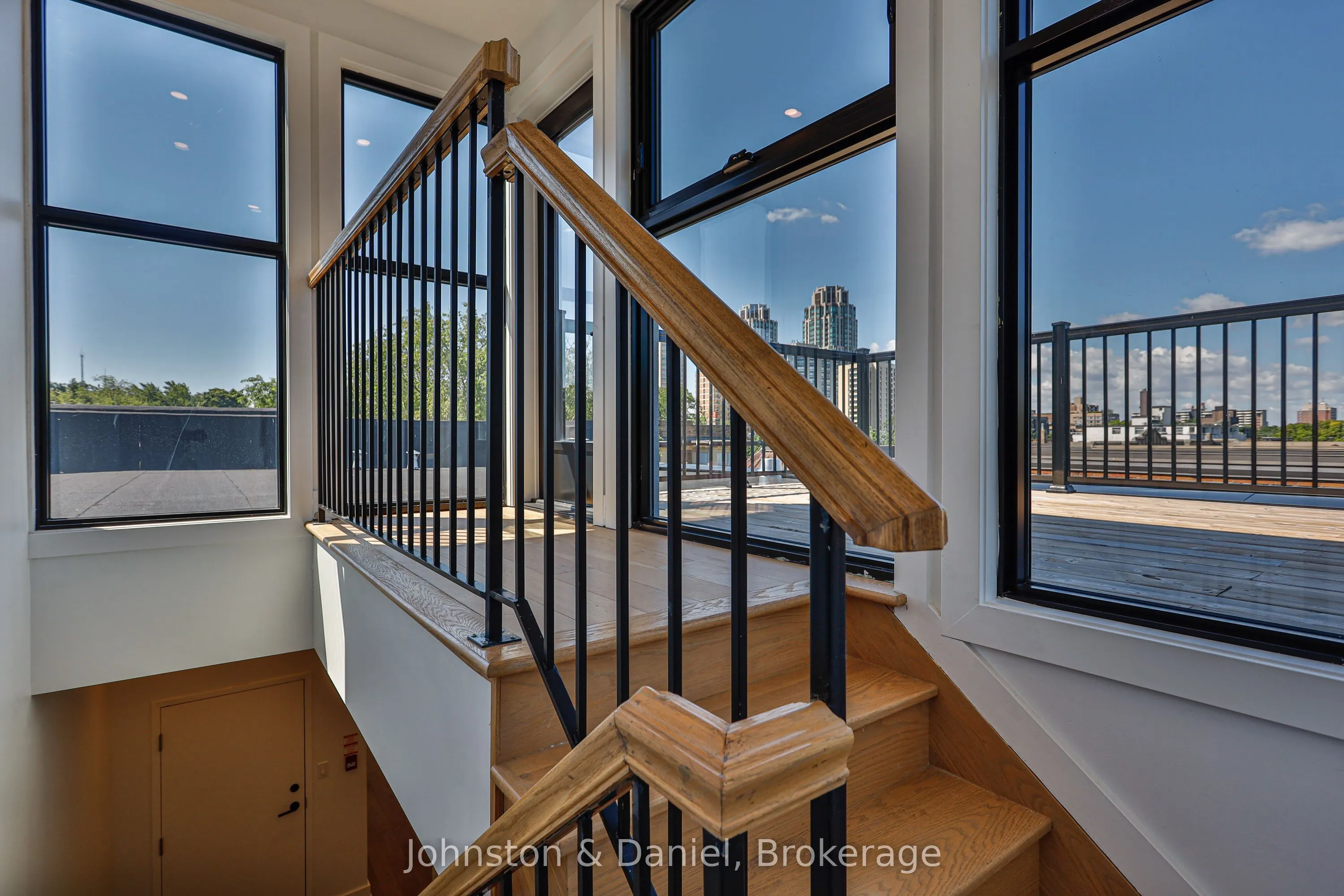 314 Lonsdale Road #7