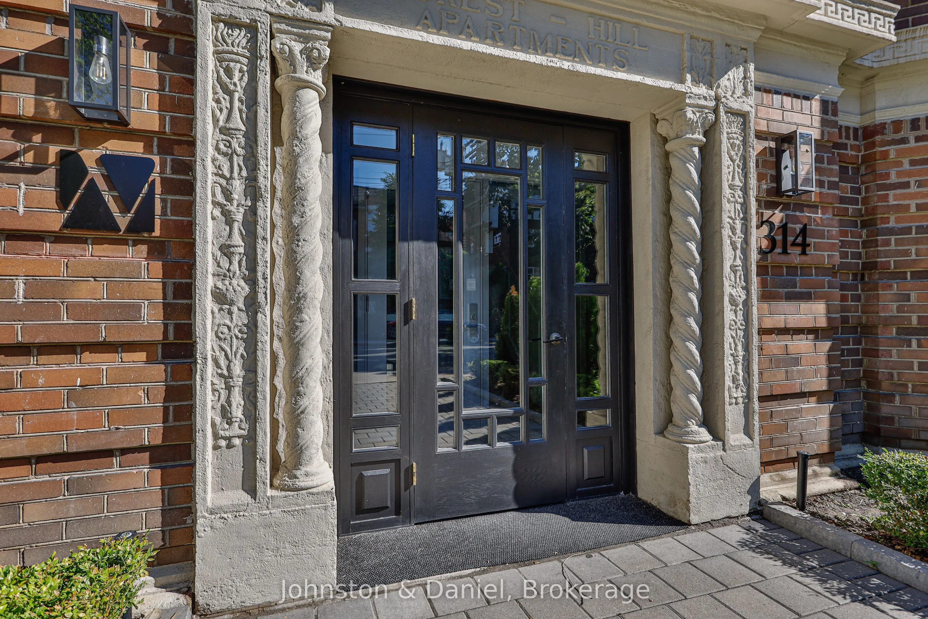 314 Lonsdale Road #7