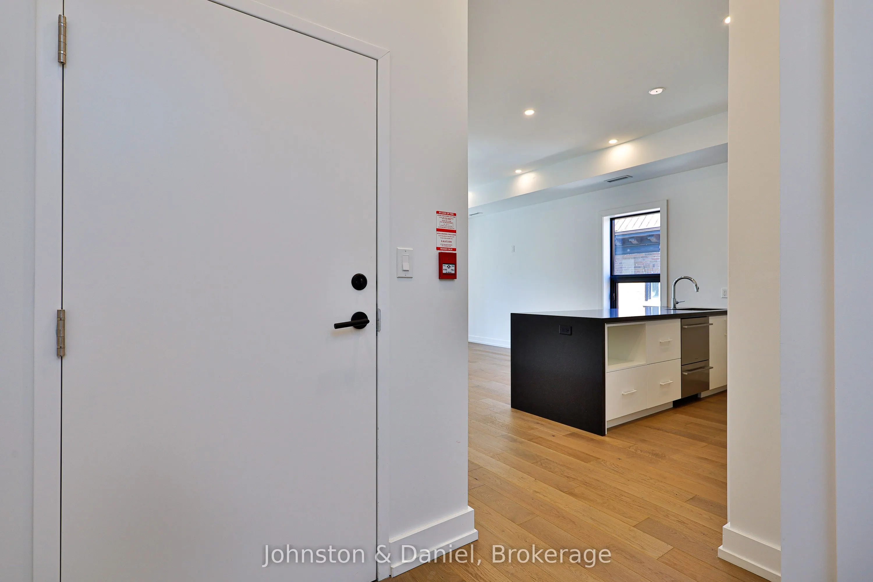 314 Lonsdale Road #7