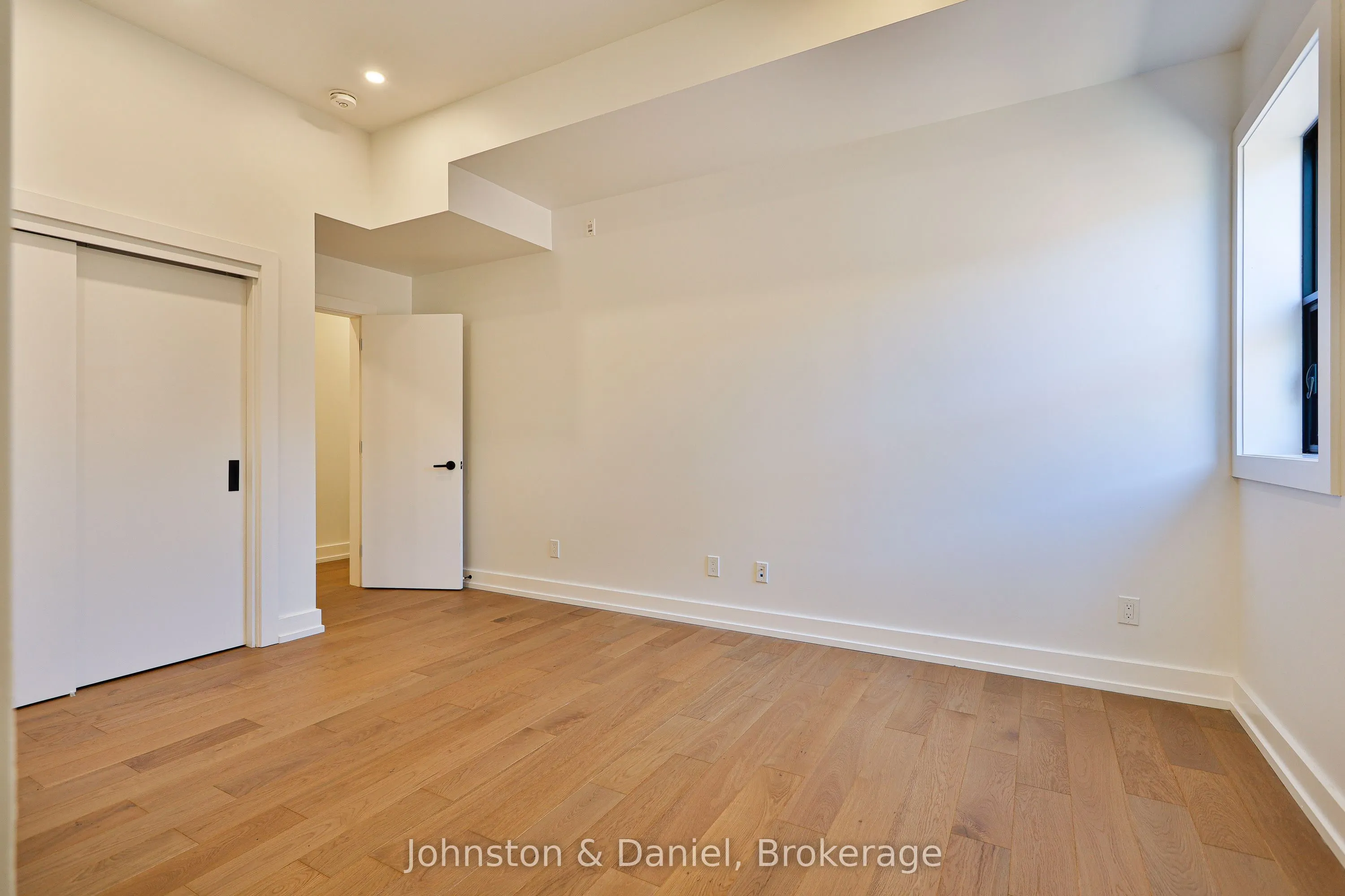 314 Lonsdale Road #7