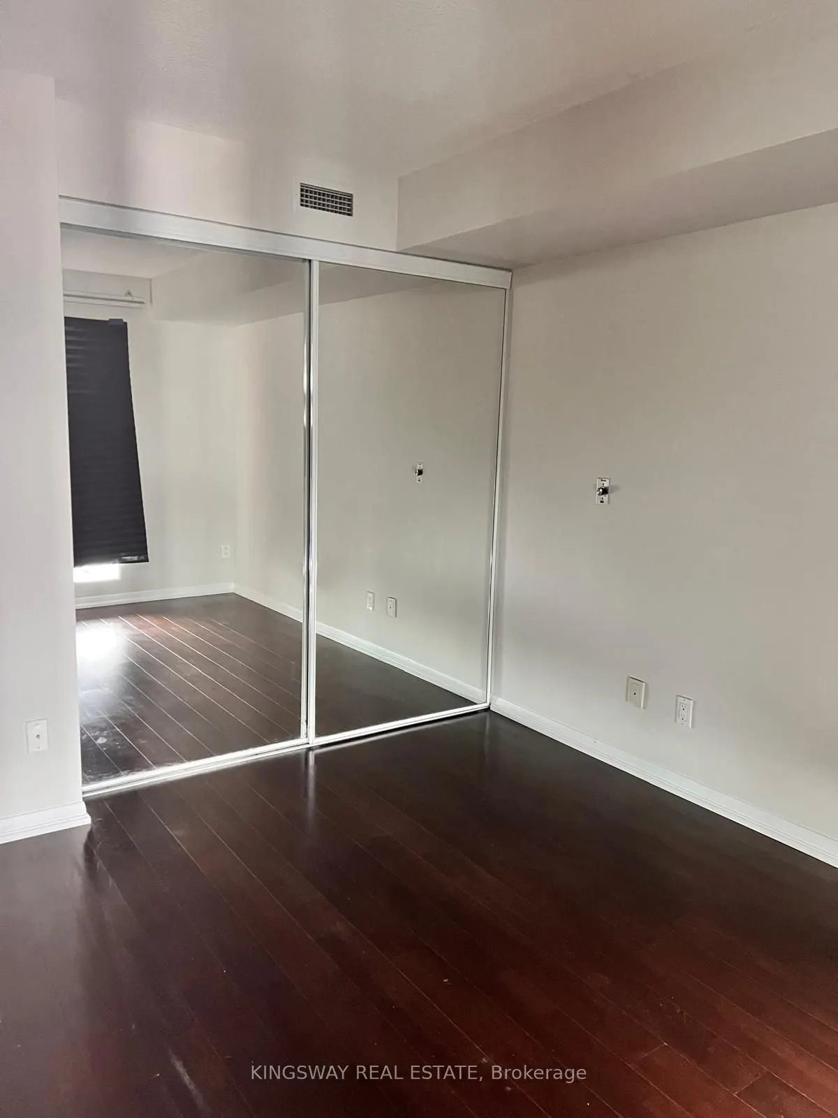 209 Fort York Boulevard #1062