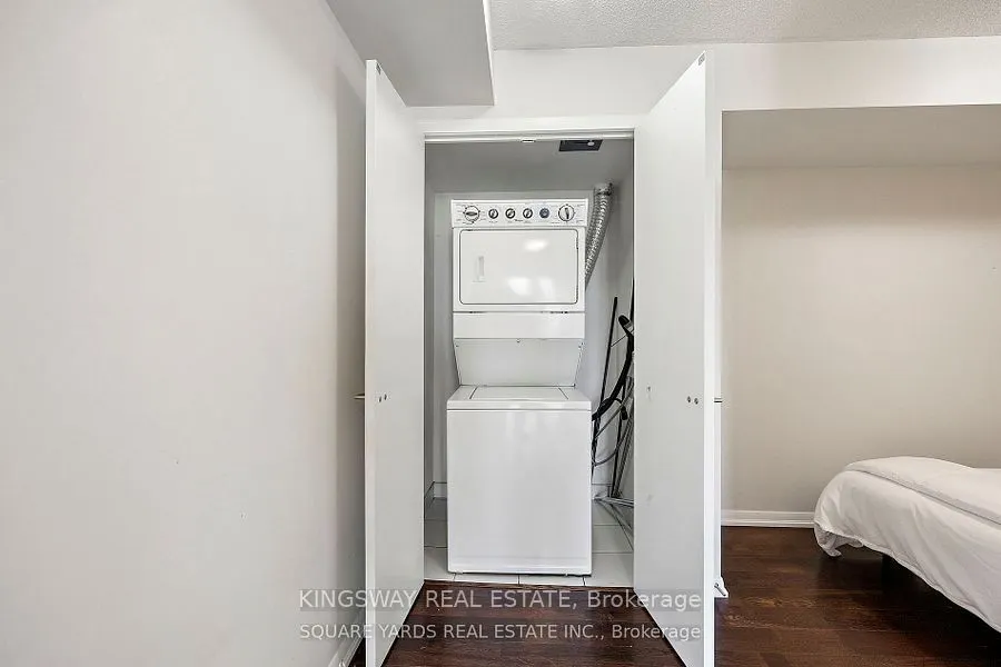 209 Fort York Boulevard #1062