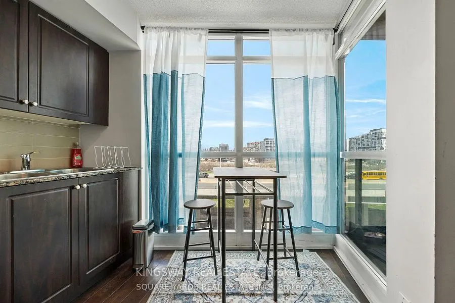 209 Fort York Boulevard #1062