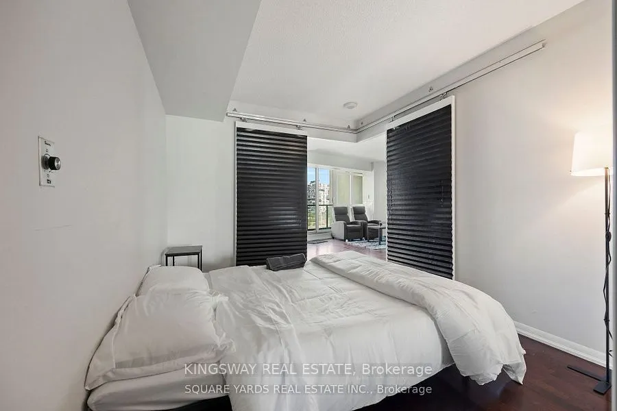 209 Fort York Boulevard #1062